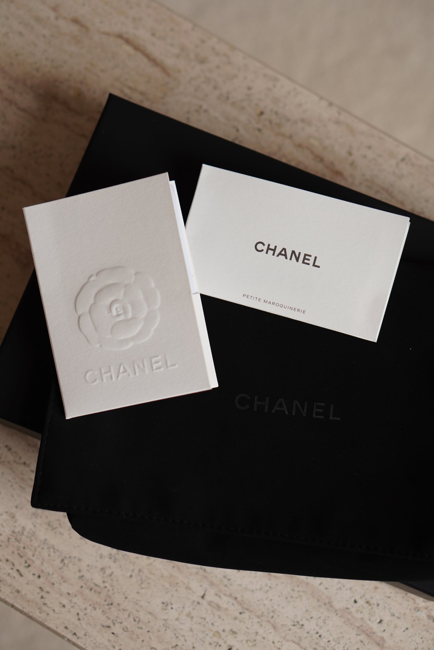 CHANEL WALLET ON CHAIN | BLACK