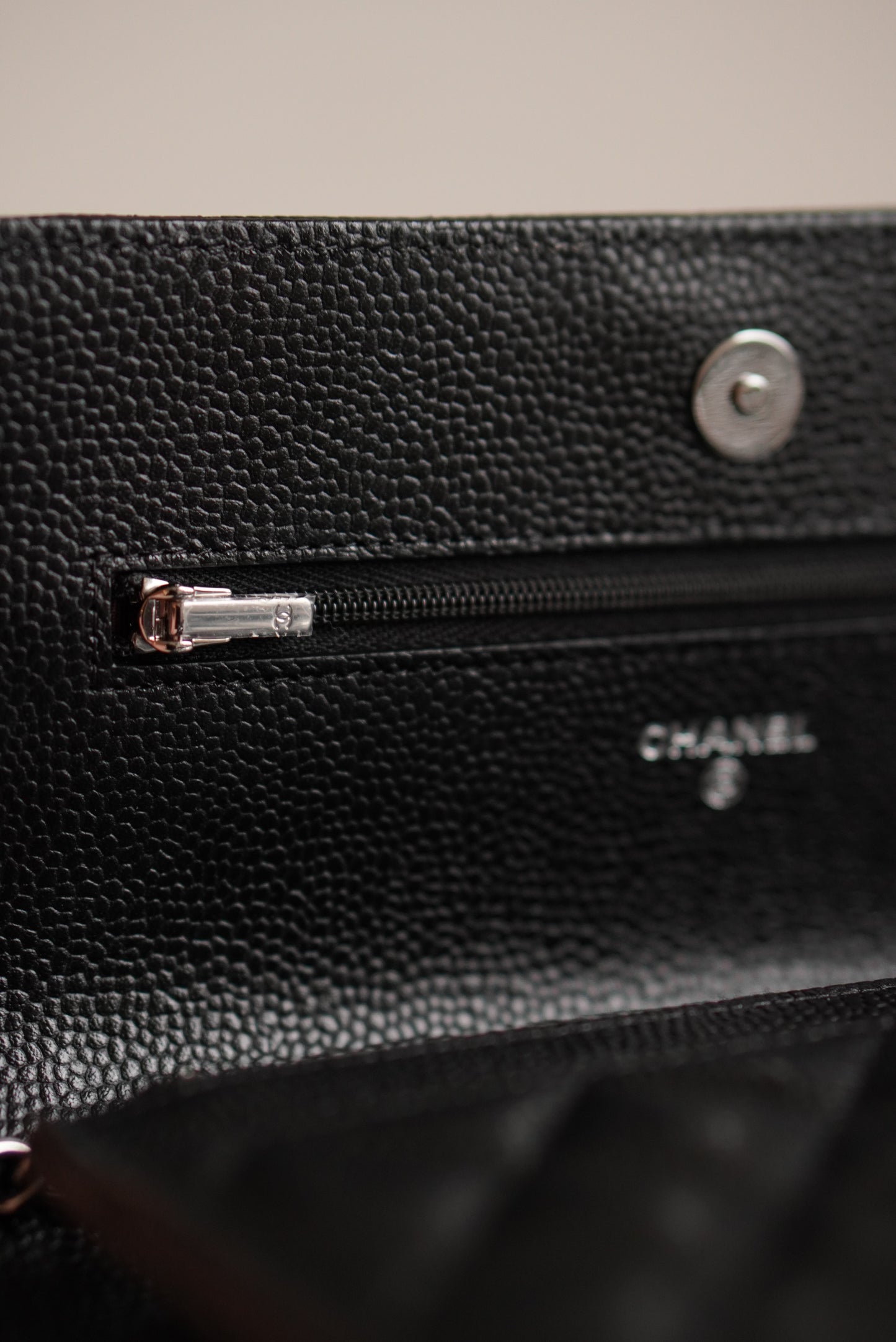 CHANEL WALLET ON CHAIN