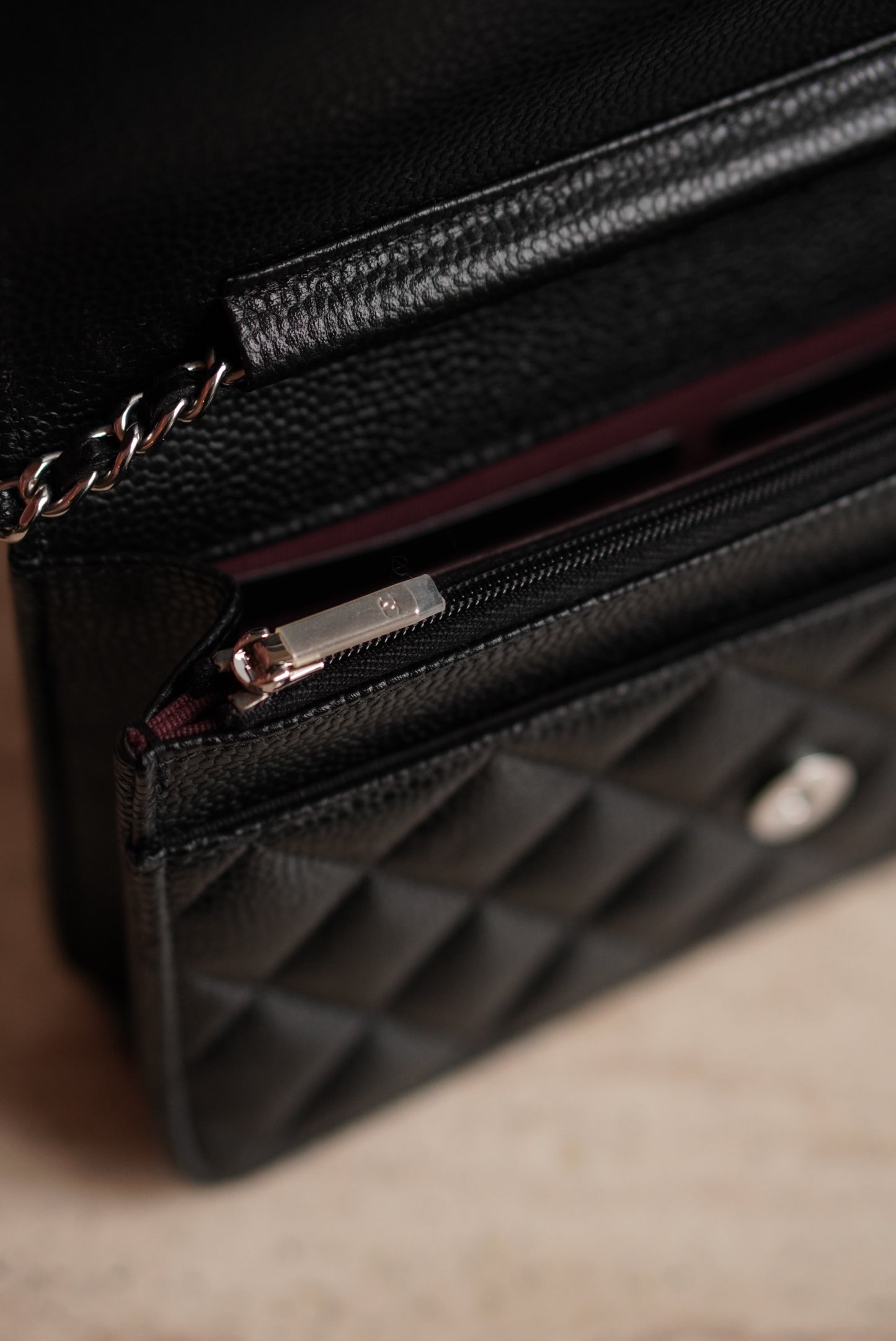 CHANEL WALLET ON CHAIN