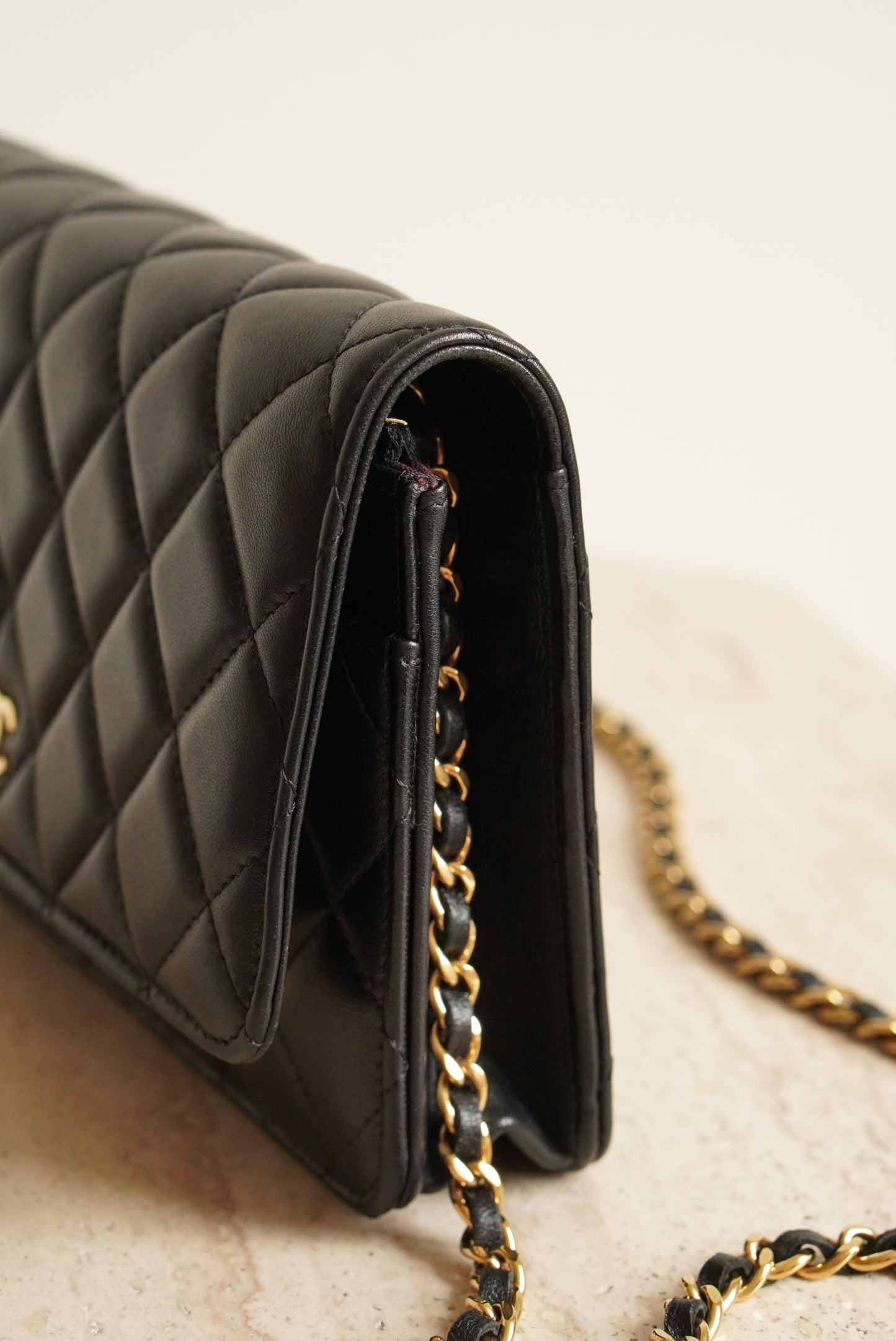 CHANEL WALLET ON CHAIN | BLACK