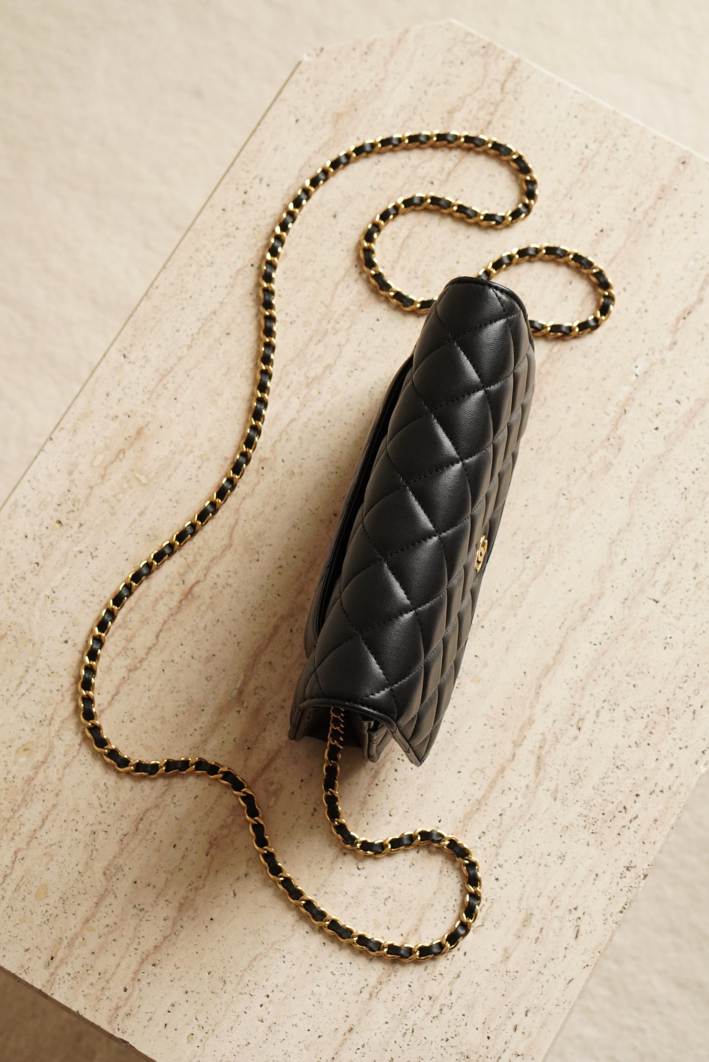 CHANEL WALLET ON CHAIN | BLACK
