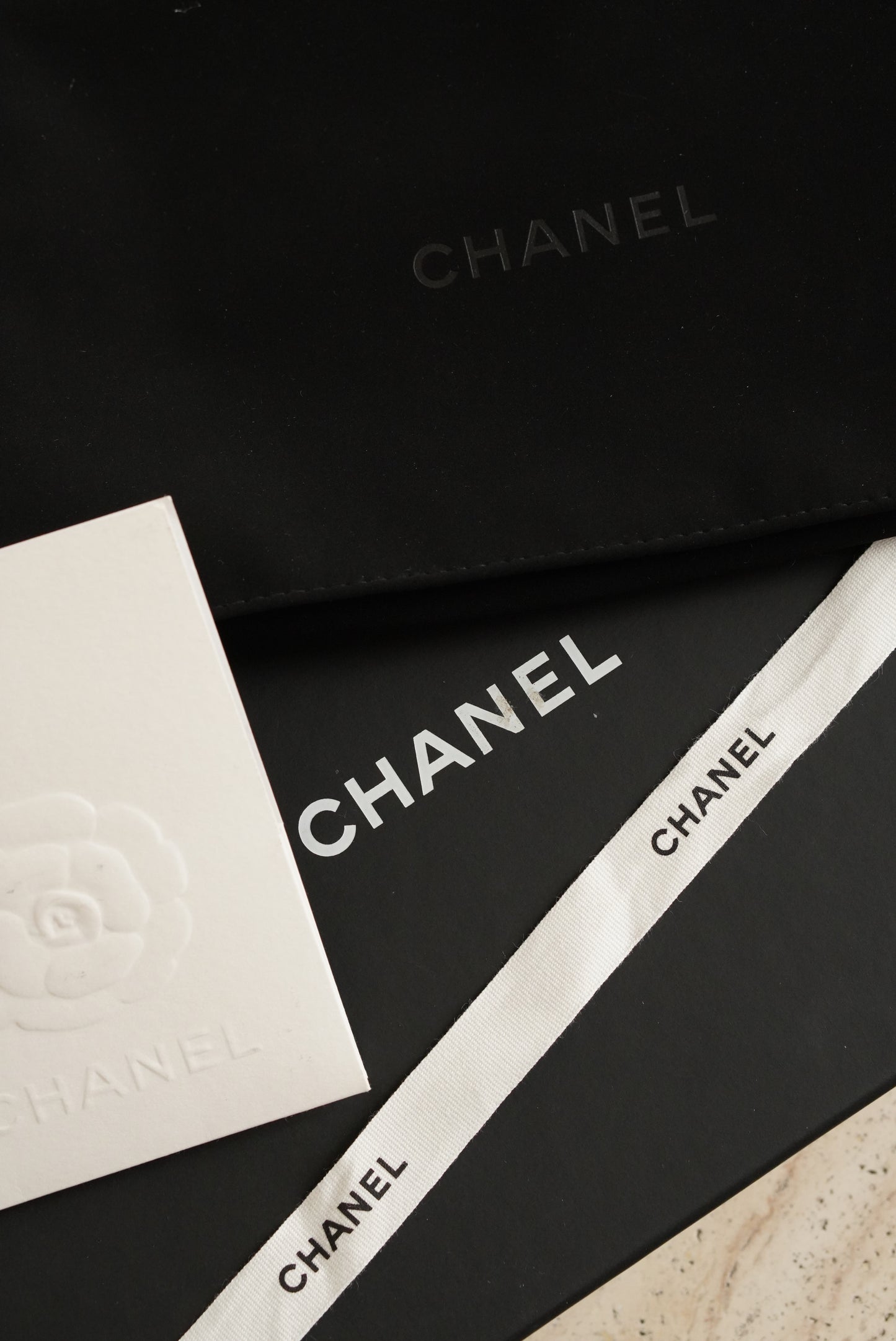 CHANEL WALLET ON CHAIN | BLACK