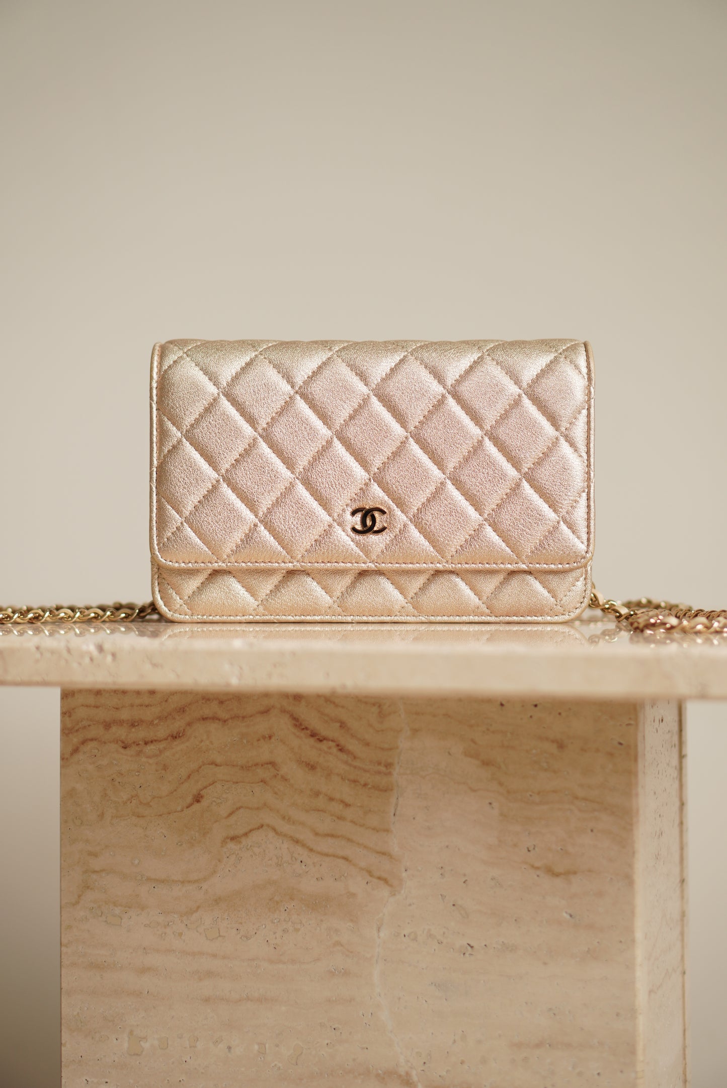 CHANEL WALLET ON CHAIN | METALLIC GOLD