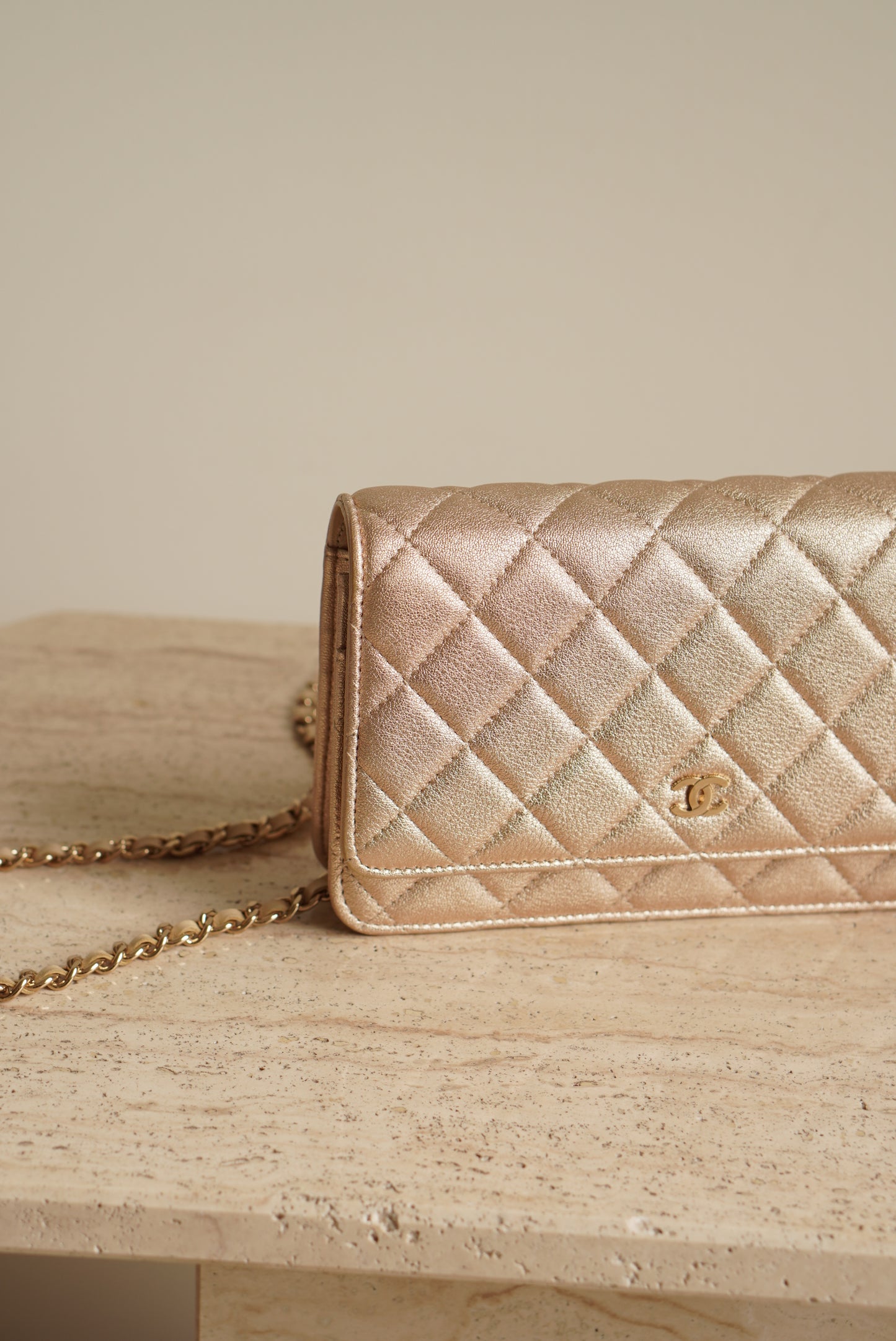 CHANEL WALLET ON CHAIN | METALLIC GOLD
