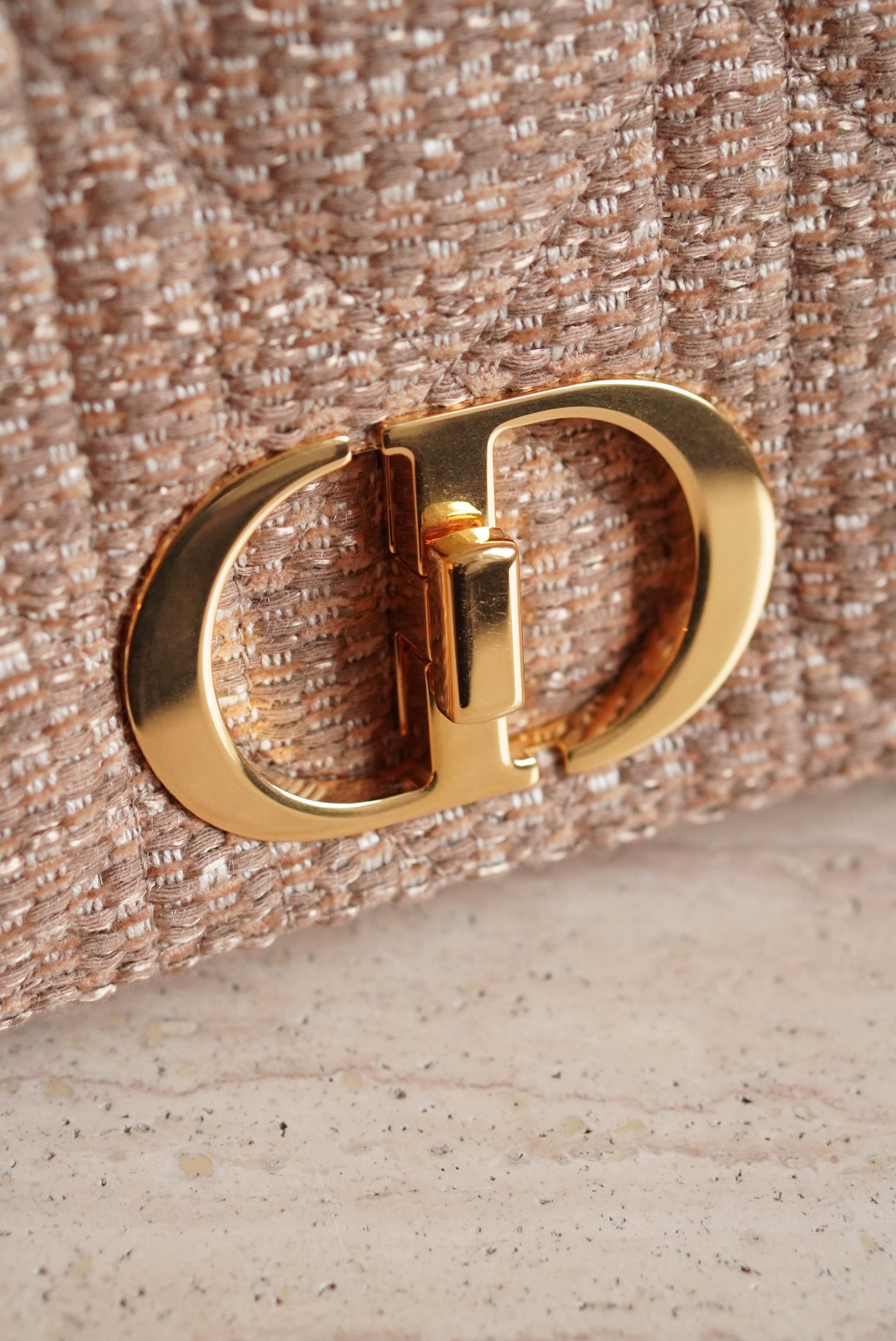 DIOR CARO MEDIUM TWEED | BEIGE