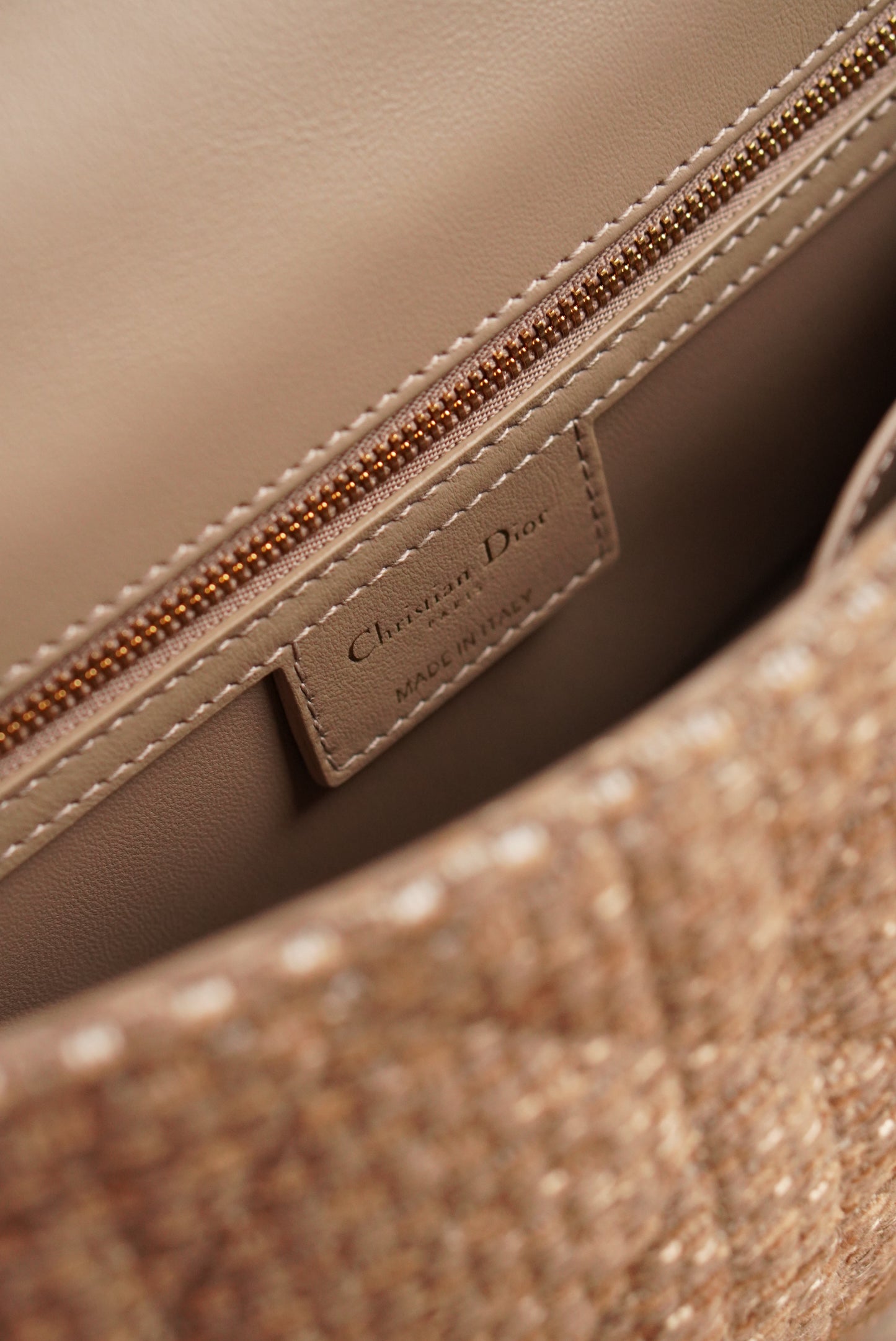 DIOR CARO MEDIUM TWEED | BEIGE