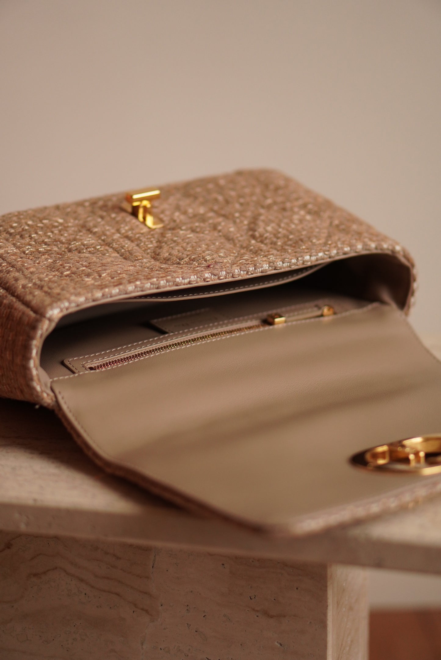DIOR CARO MEDIUM TWEED | BEIGE