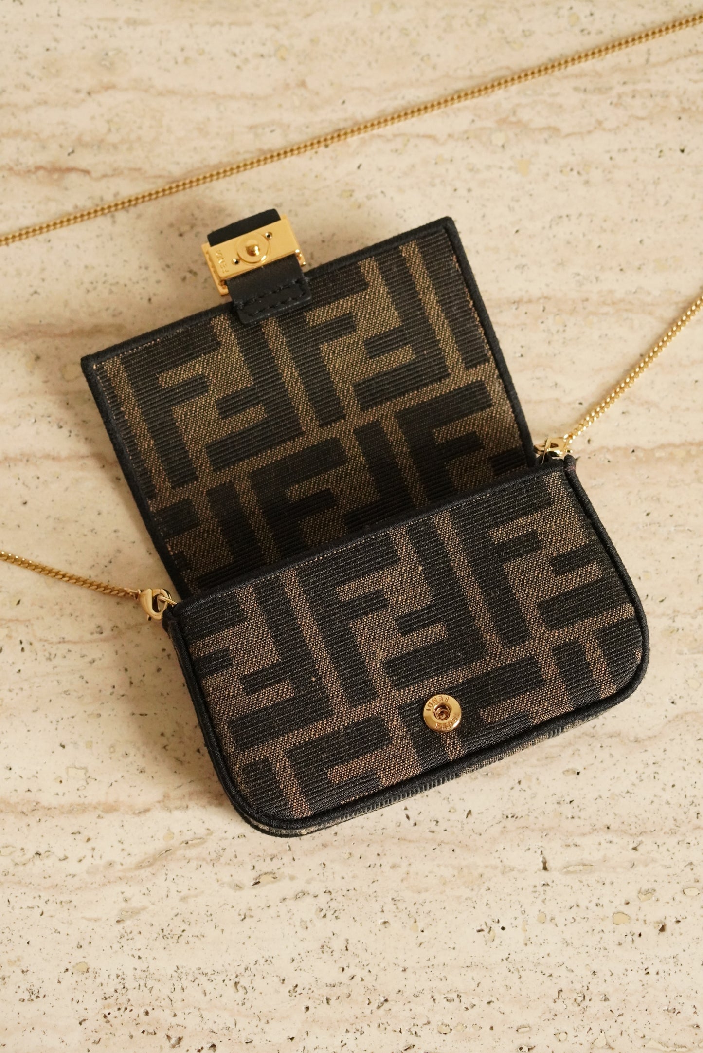 FENDI NANO BAGUETTE CHARM