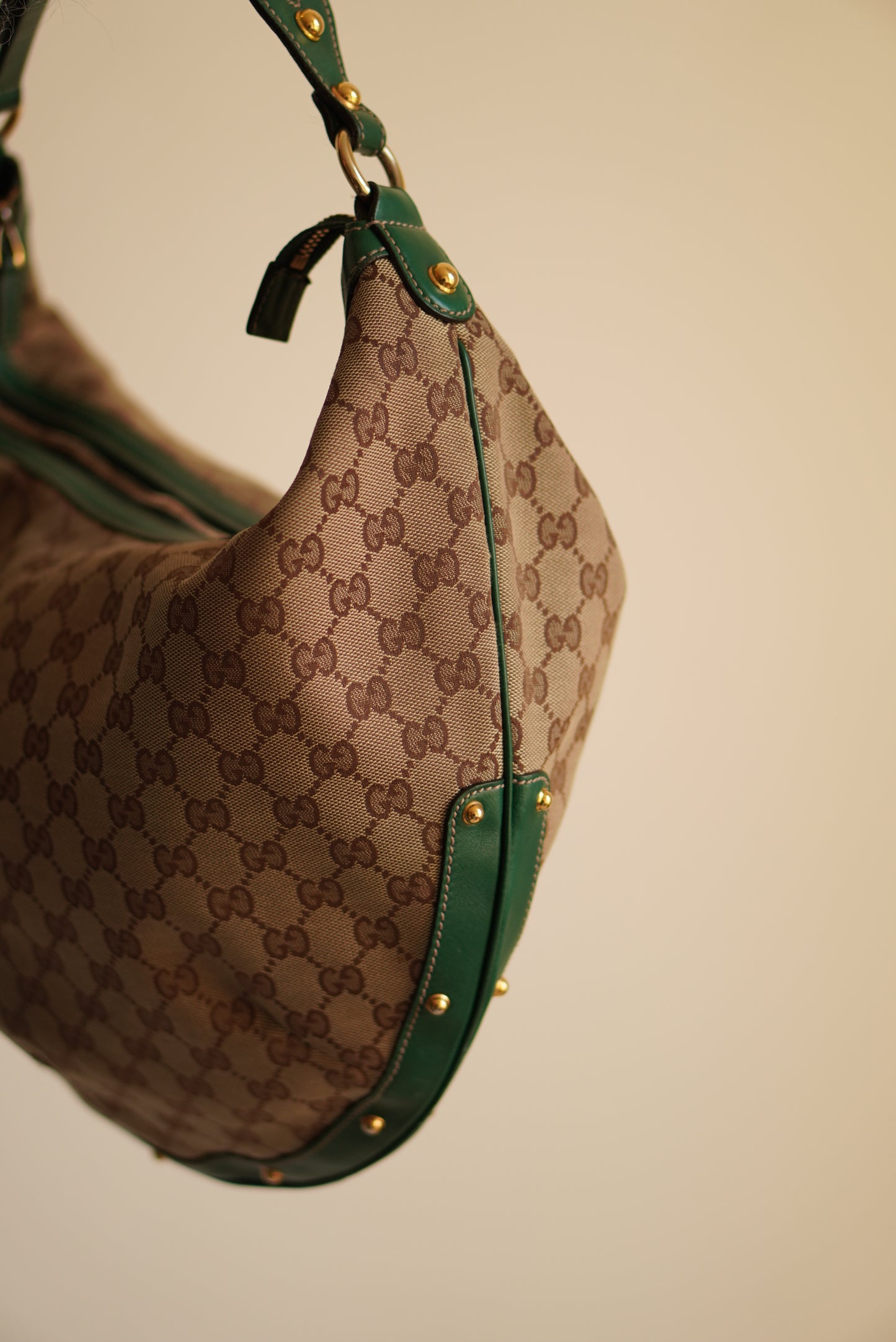 GUCCI BIBA HOBO