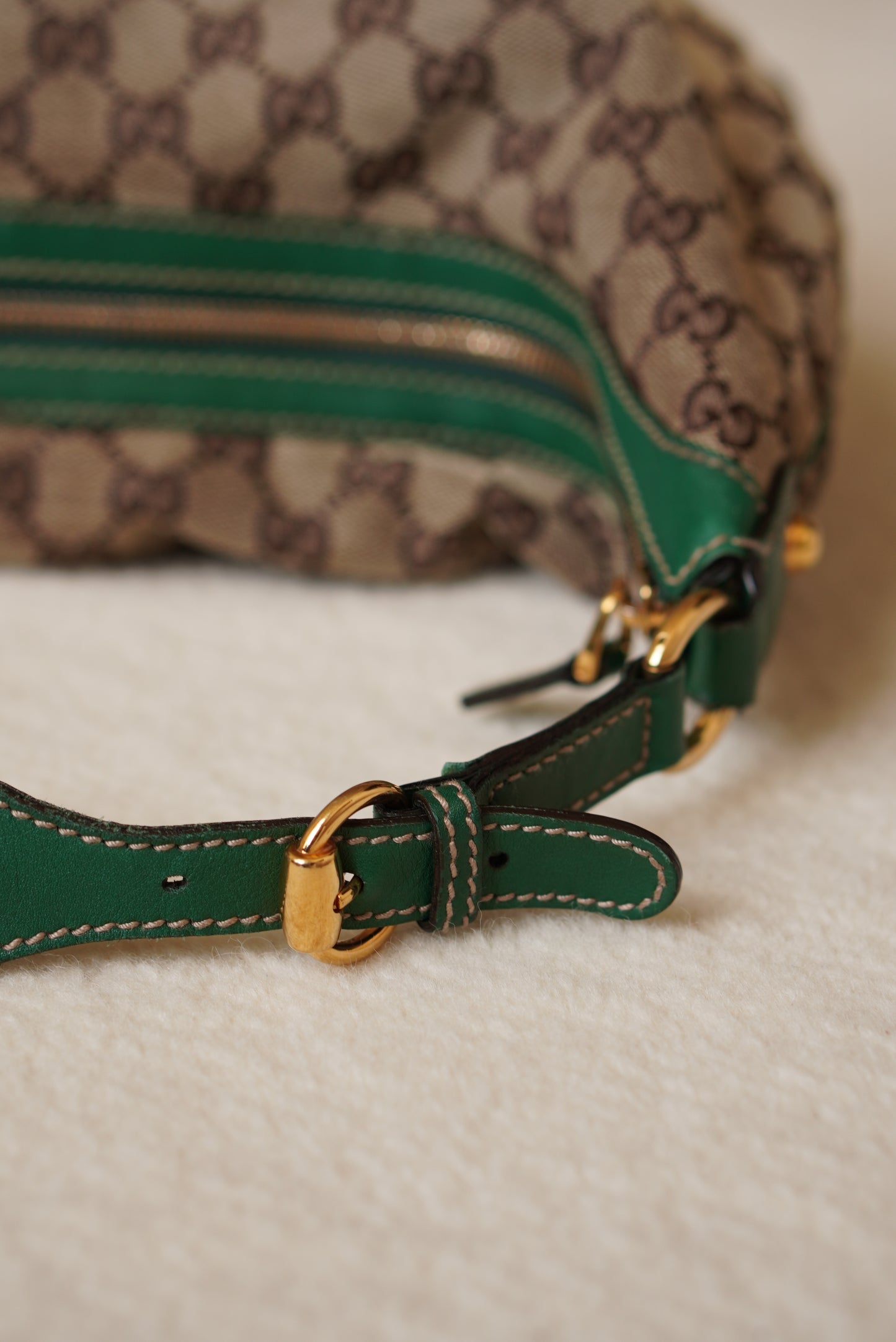 GUCCI BIBA HOBO