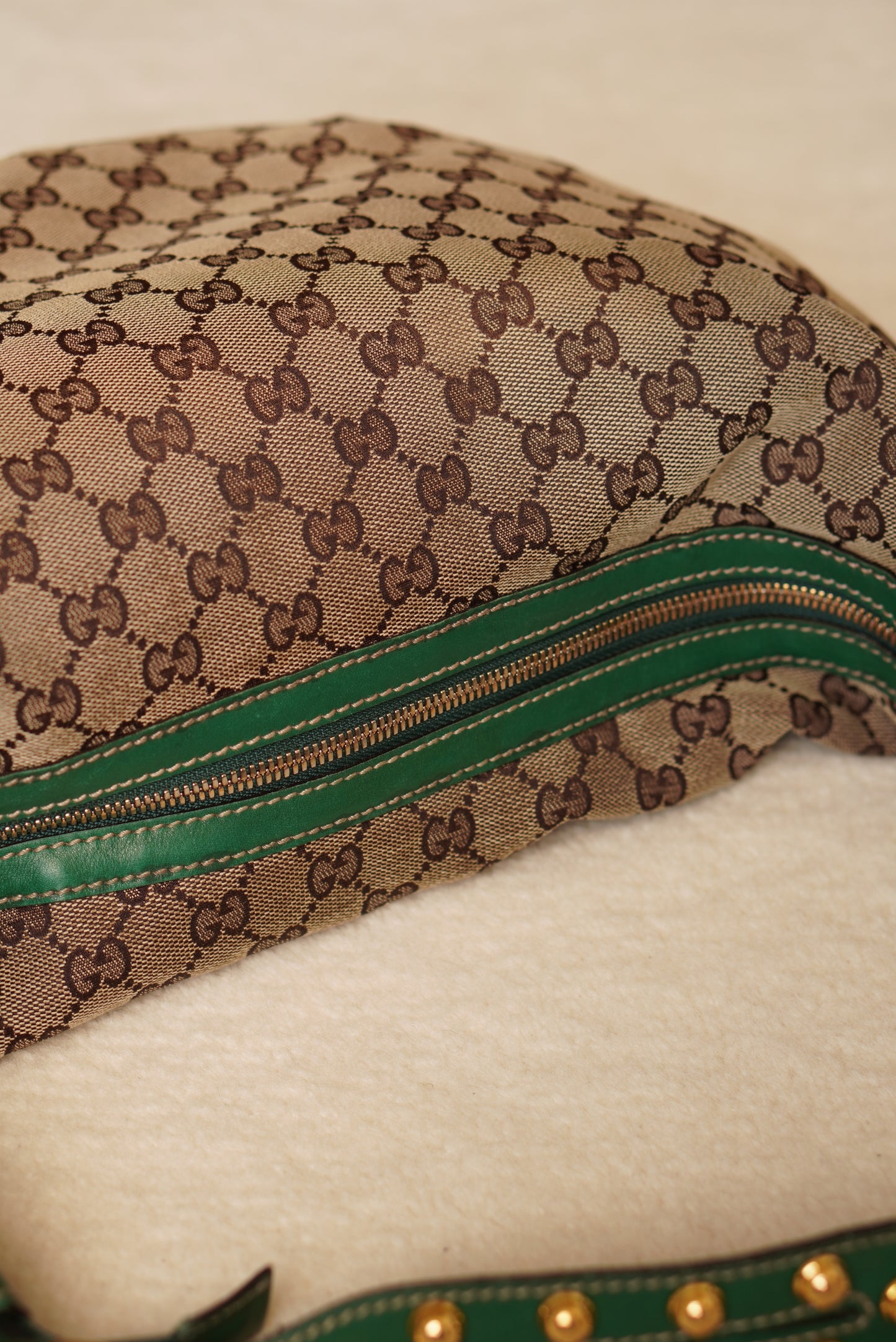 GUCCI BIBA HOBO