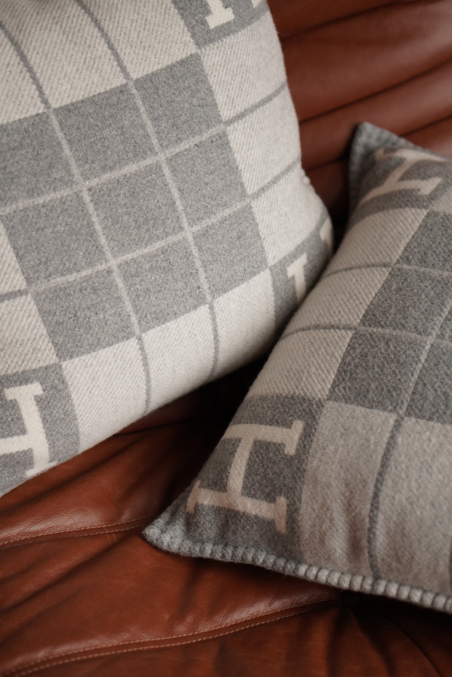 HERMÈS AVALON III SMALL PILLOWS