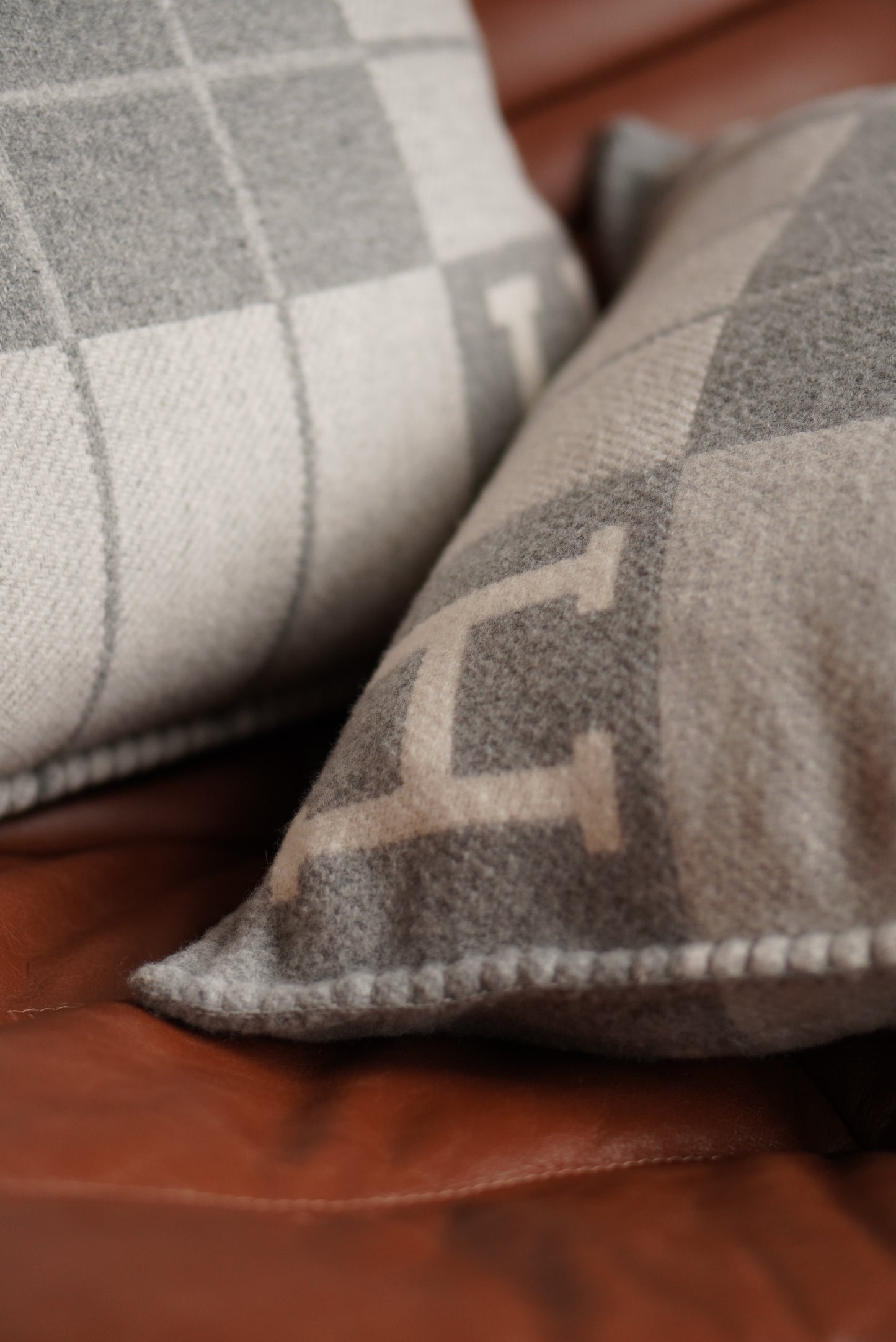HERMÈS AVALON III SMALL PILLOWS
