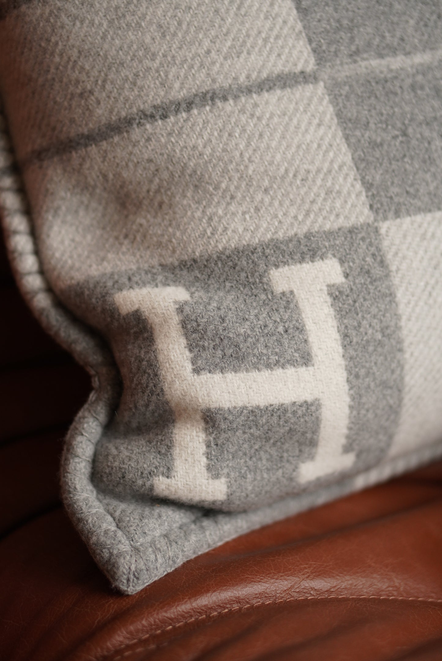 HERMÈS AVALON III SMALL PILLOWS