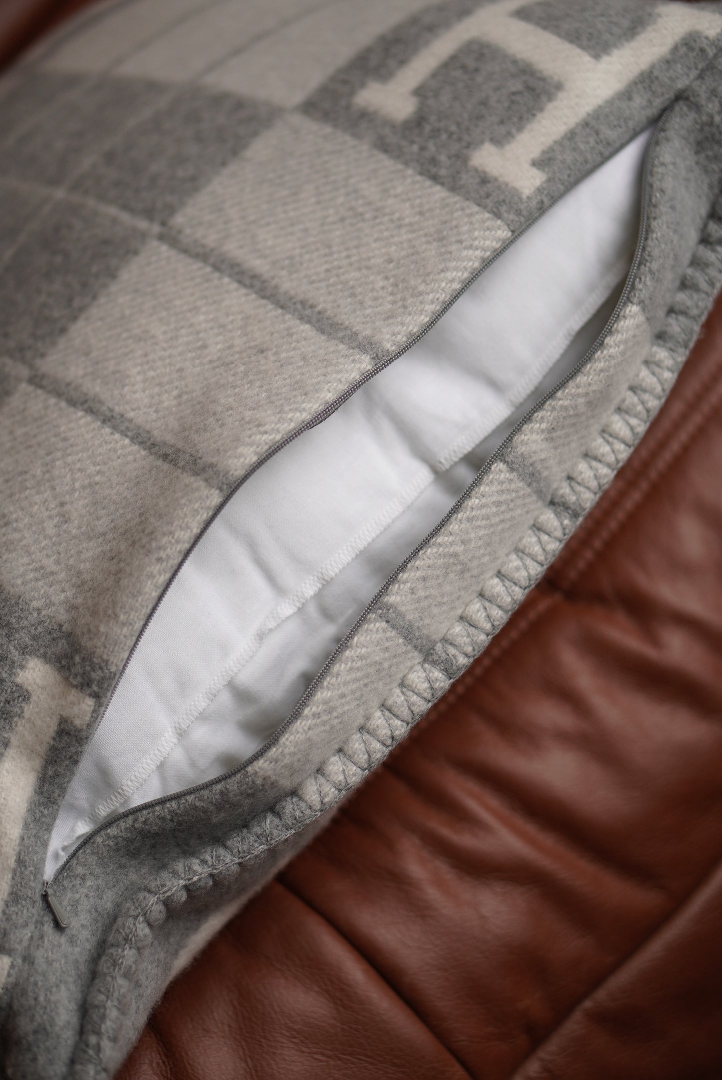 HERMÈS AVALON III SMALL PILLOWS