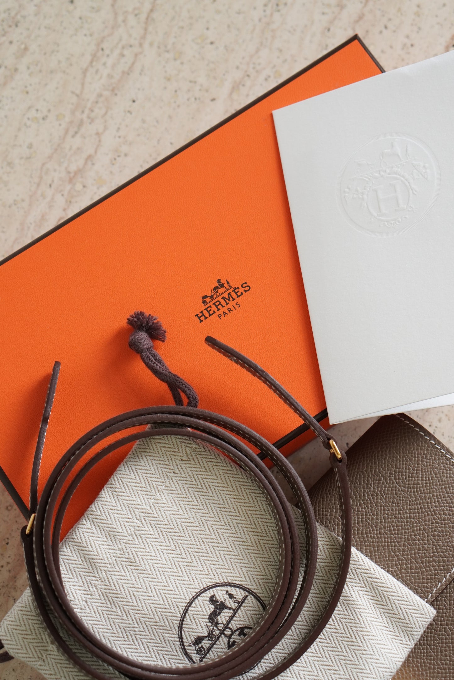 HERMÈS CONSTANCE TO GO | ETOUPE