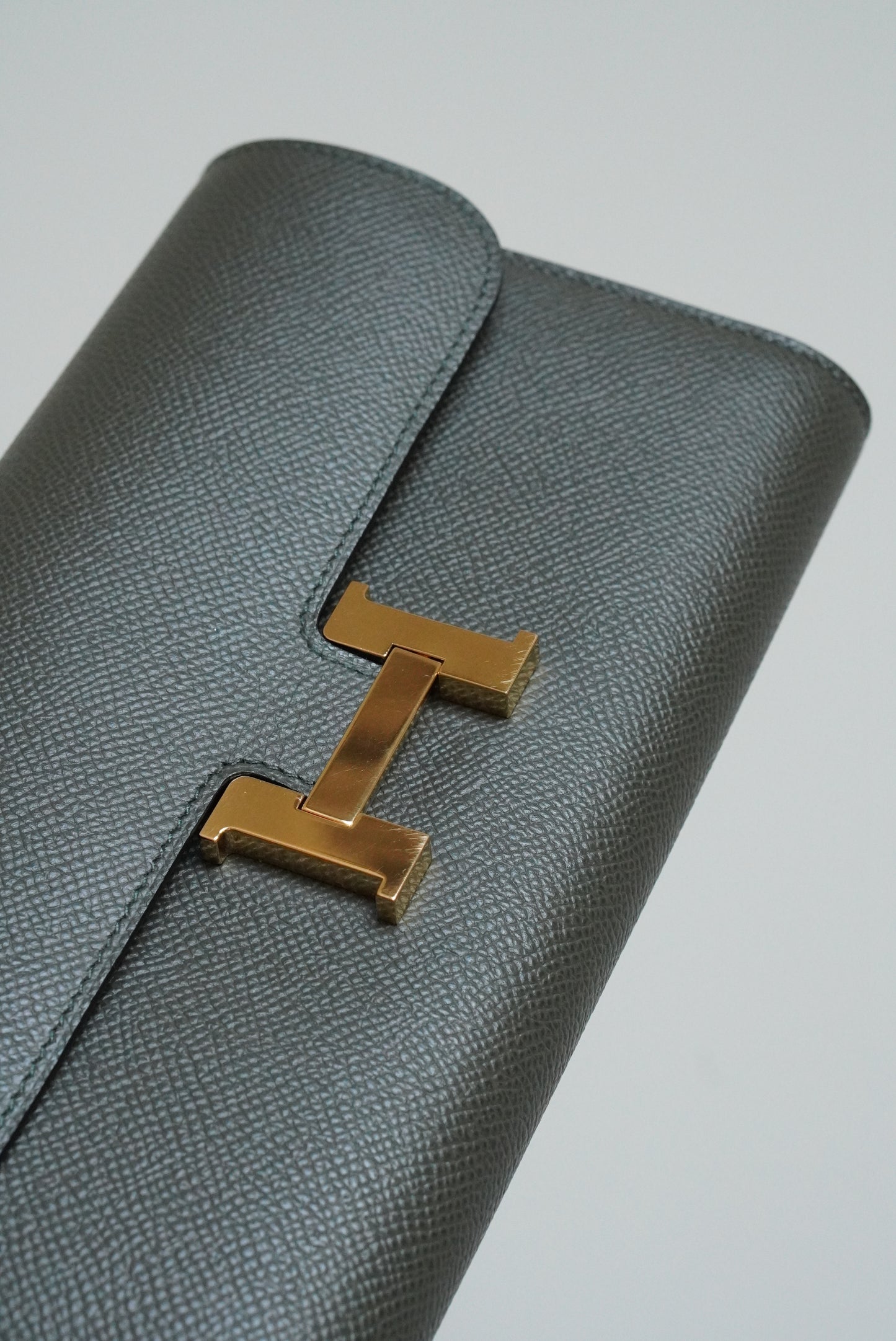 HERMÈS CONSTANCE TO GO | VERT DE GRIS