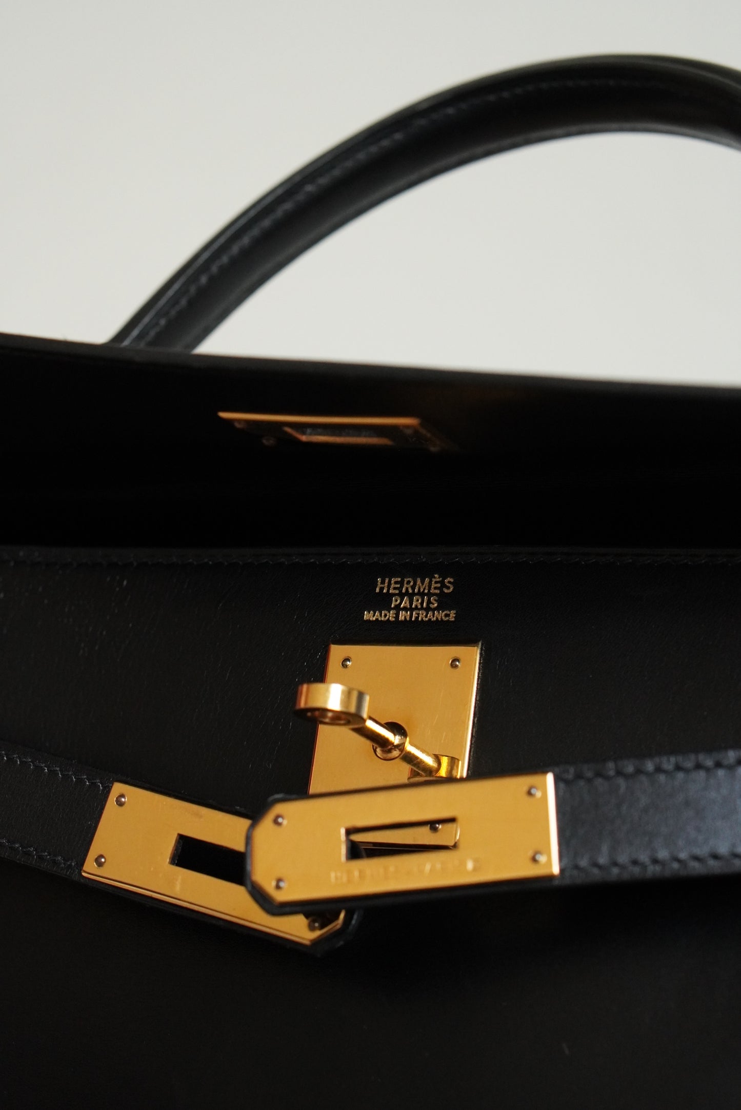 HERMÈS KELLY 32 RETOURNE BOX | BLACK