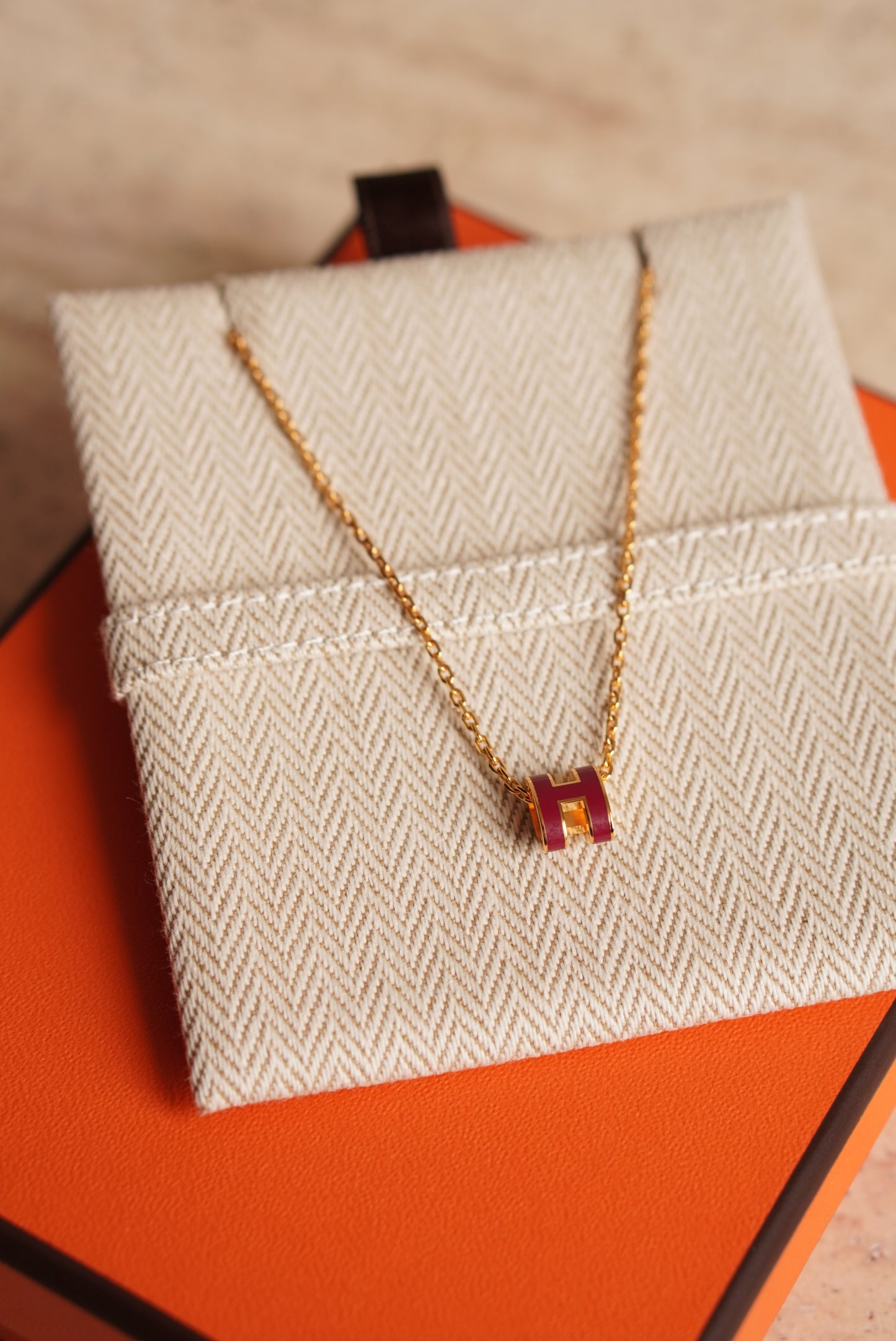 HERMÈS MINI POP H NECKLACE | ROUGE GRENAT