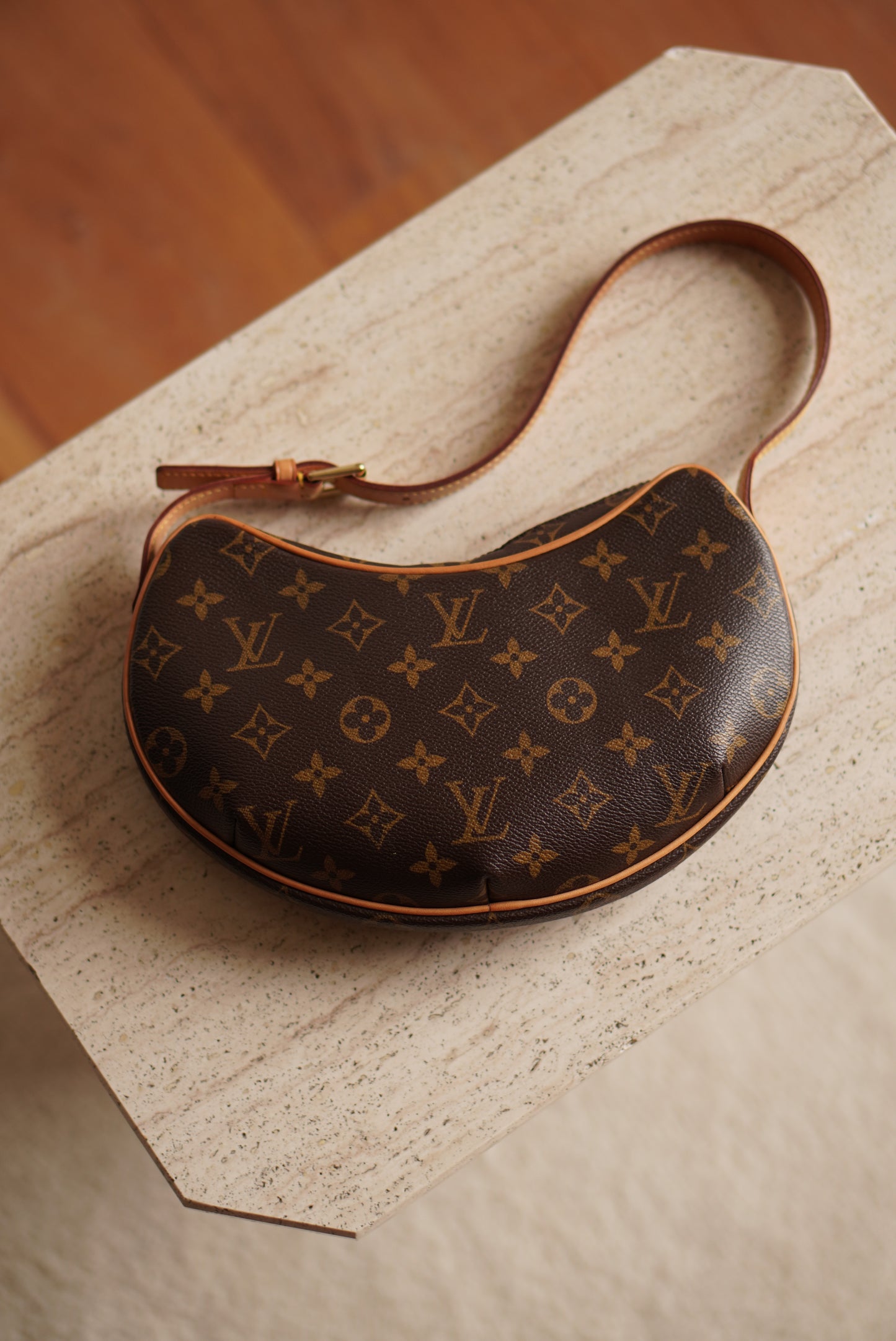 LOUIS VUITTON CROISSANT PM