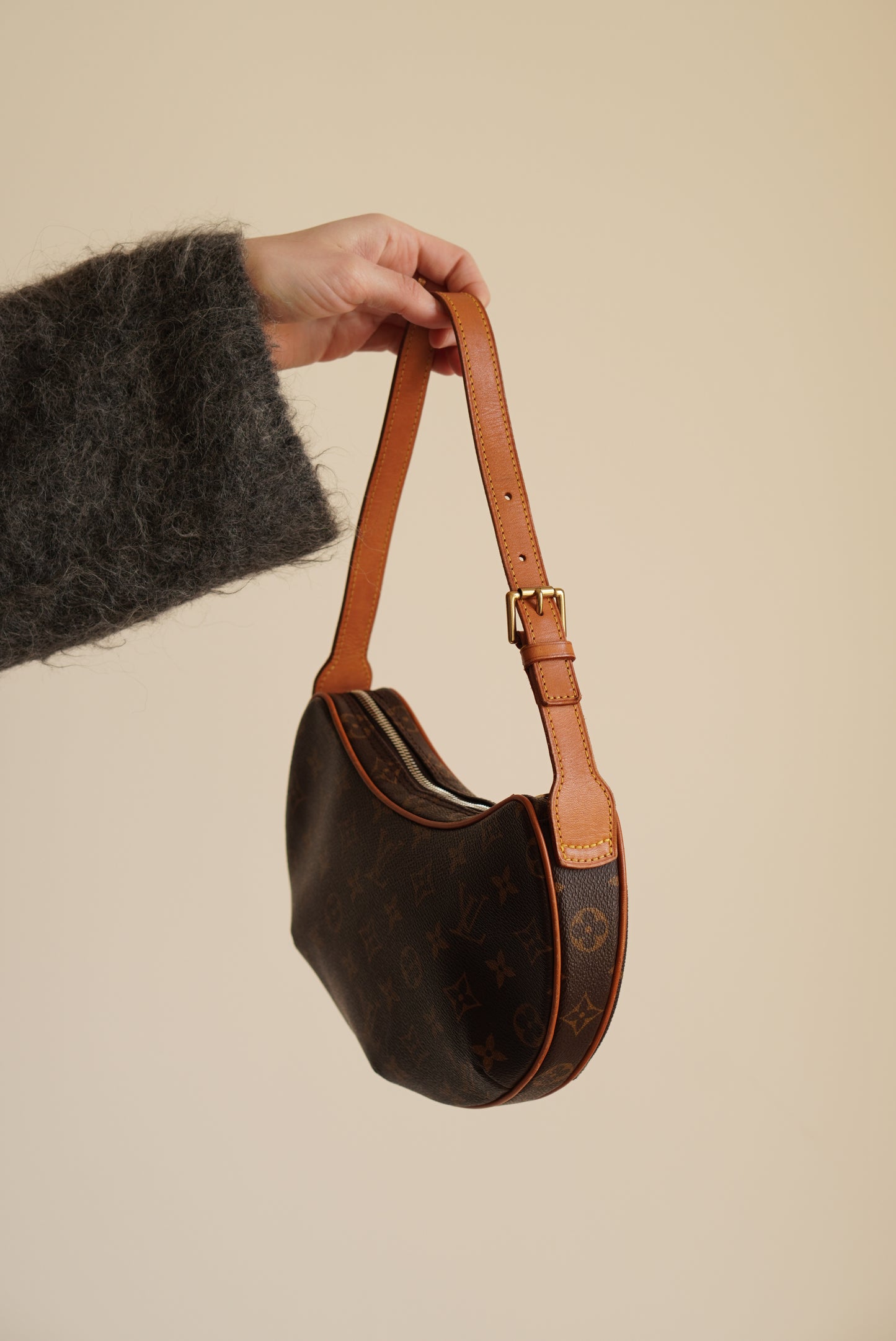 LOUIS VUITTON CROISSANT PM