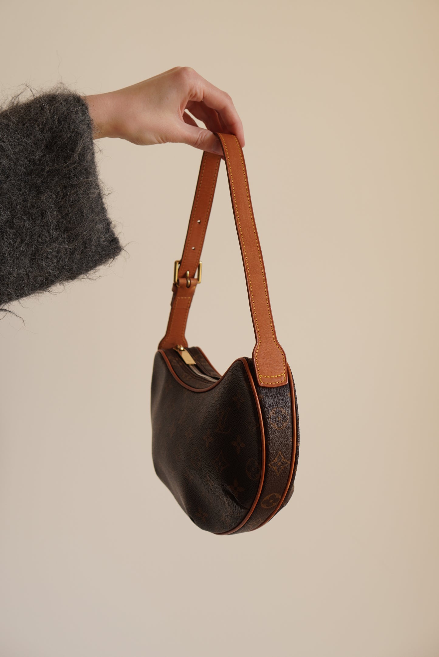 LOUIS VUITTON CROISSANT PM