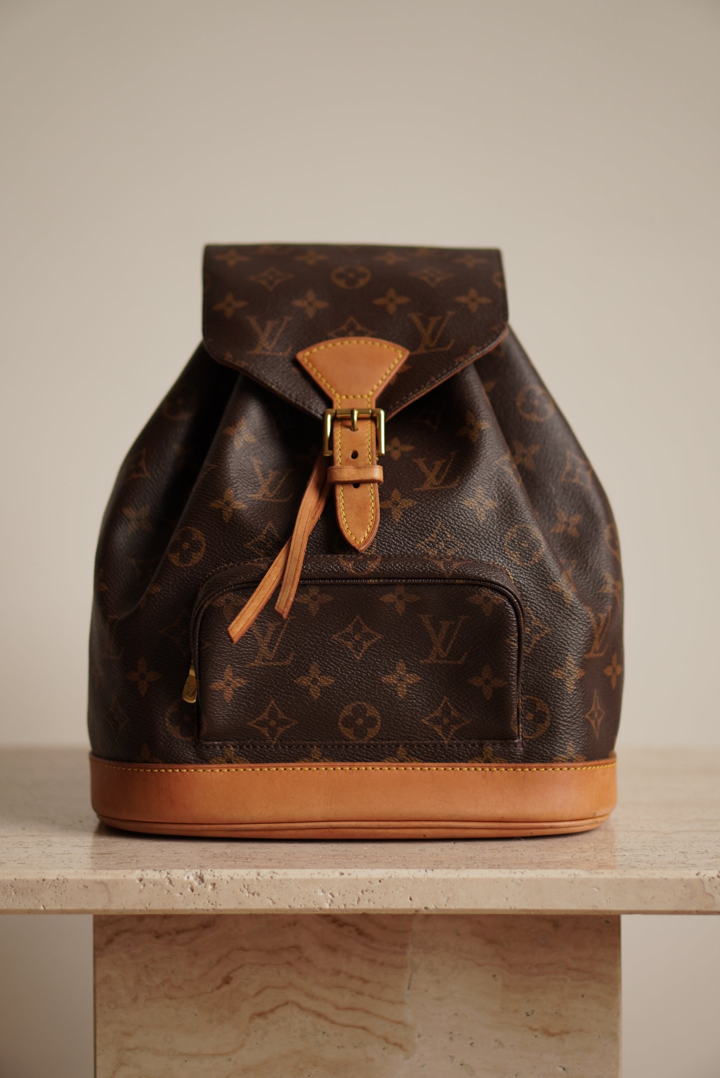 LOUIS VUITTON MONTSOURIS MM