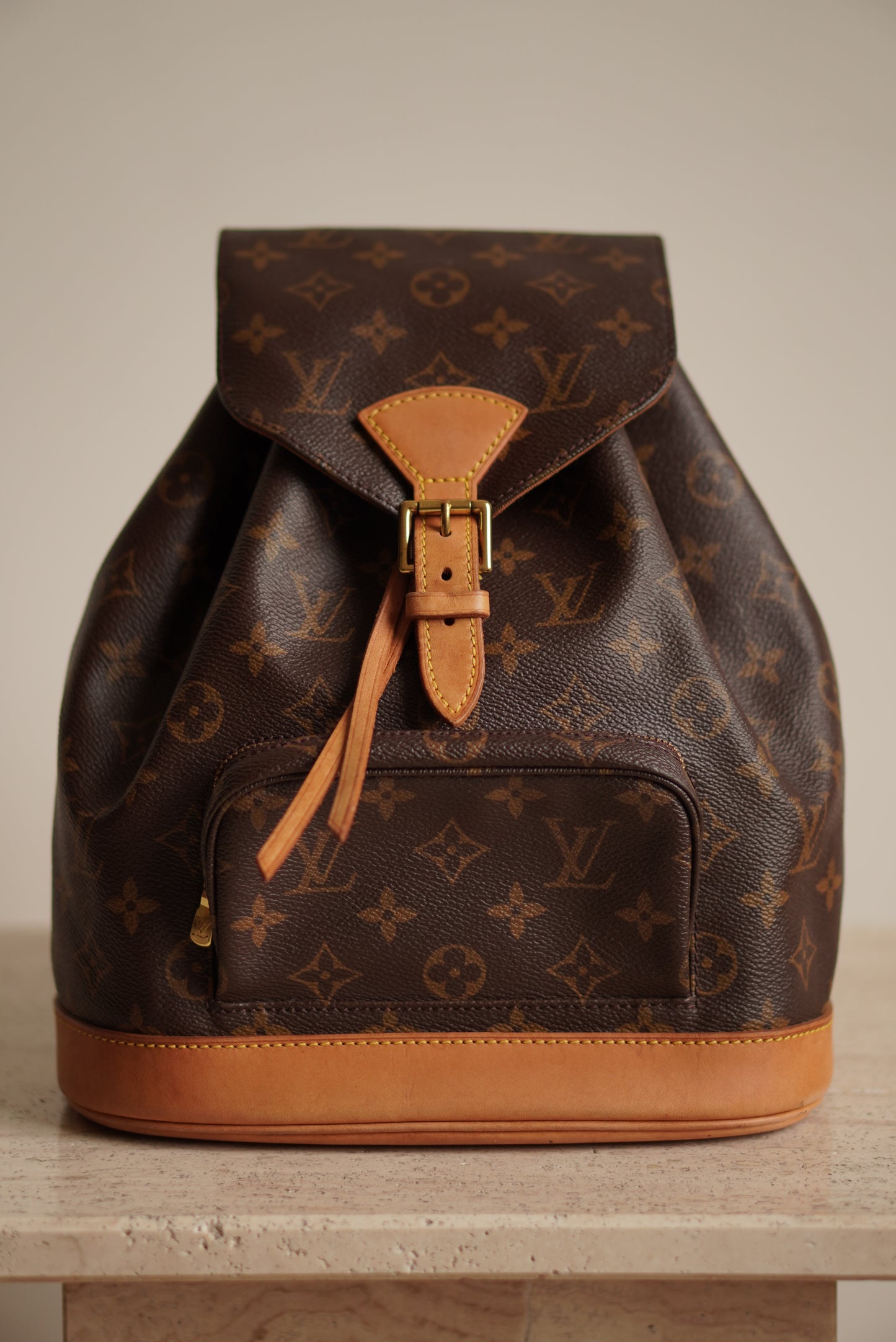 LOUIS VUITTON MONTSOURIS MM