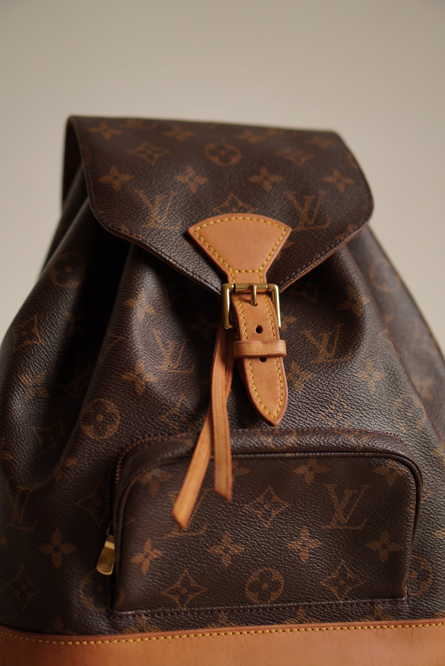 LOUIS VUITTON MONTSOURIS MM