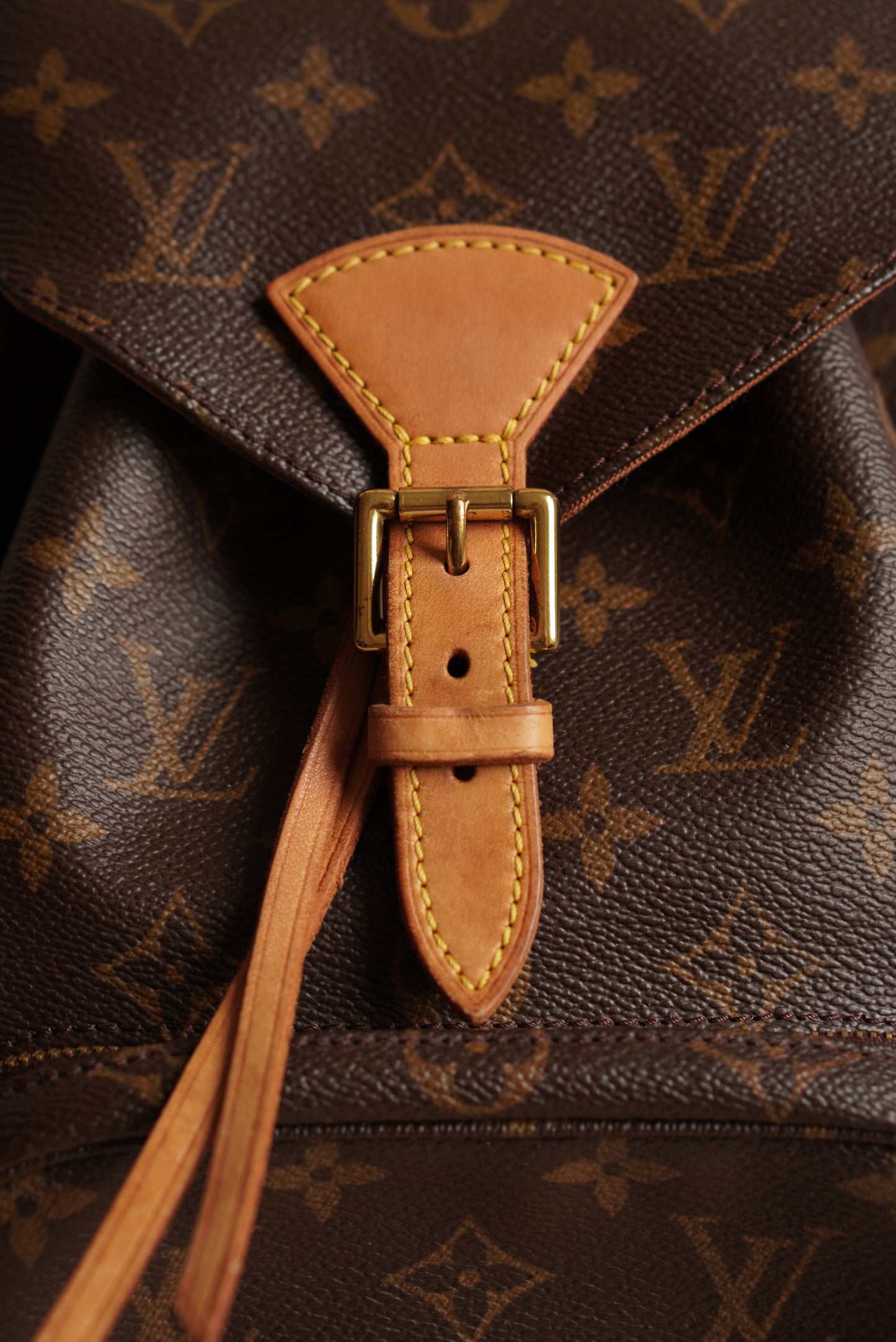 LOUIS VUITTON MONTSOURIS MM