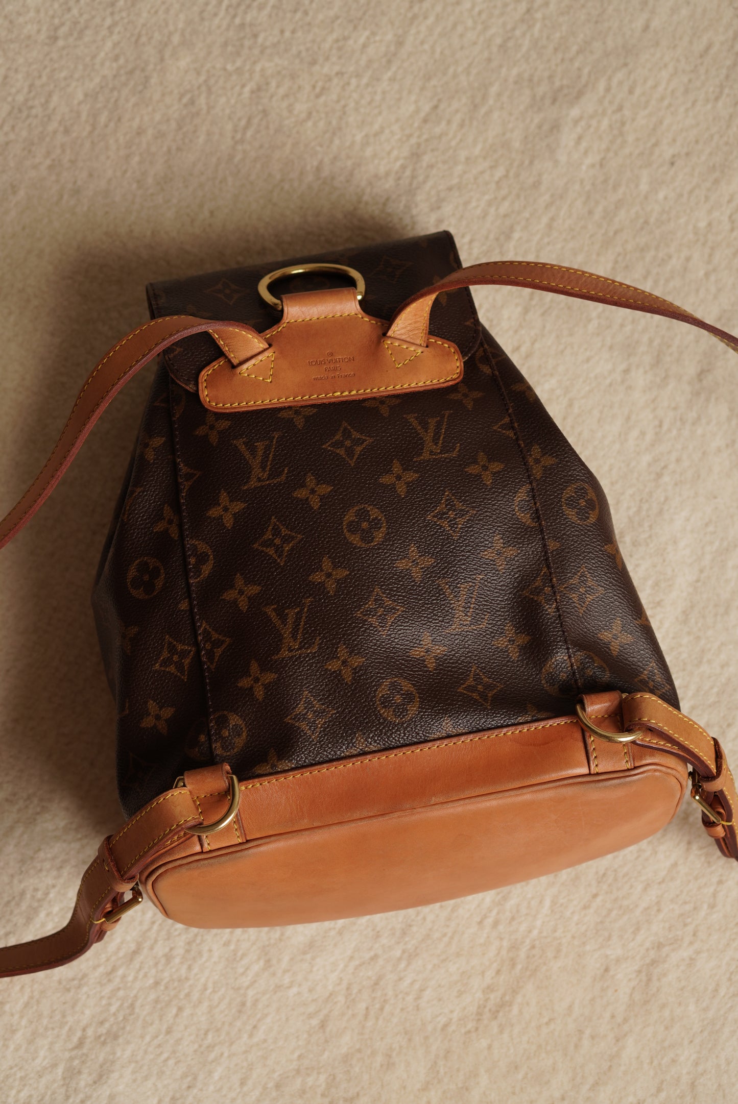 LOUIS VUITTON MONTSOURIS MM