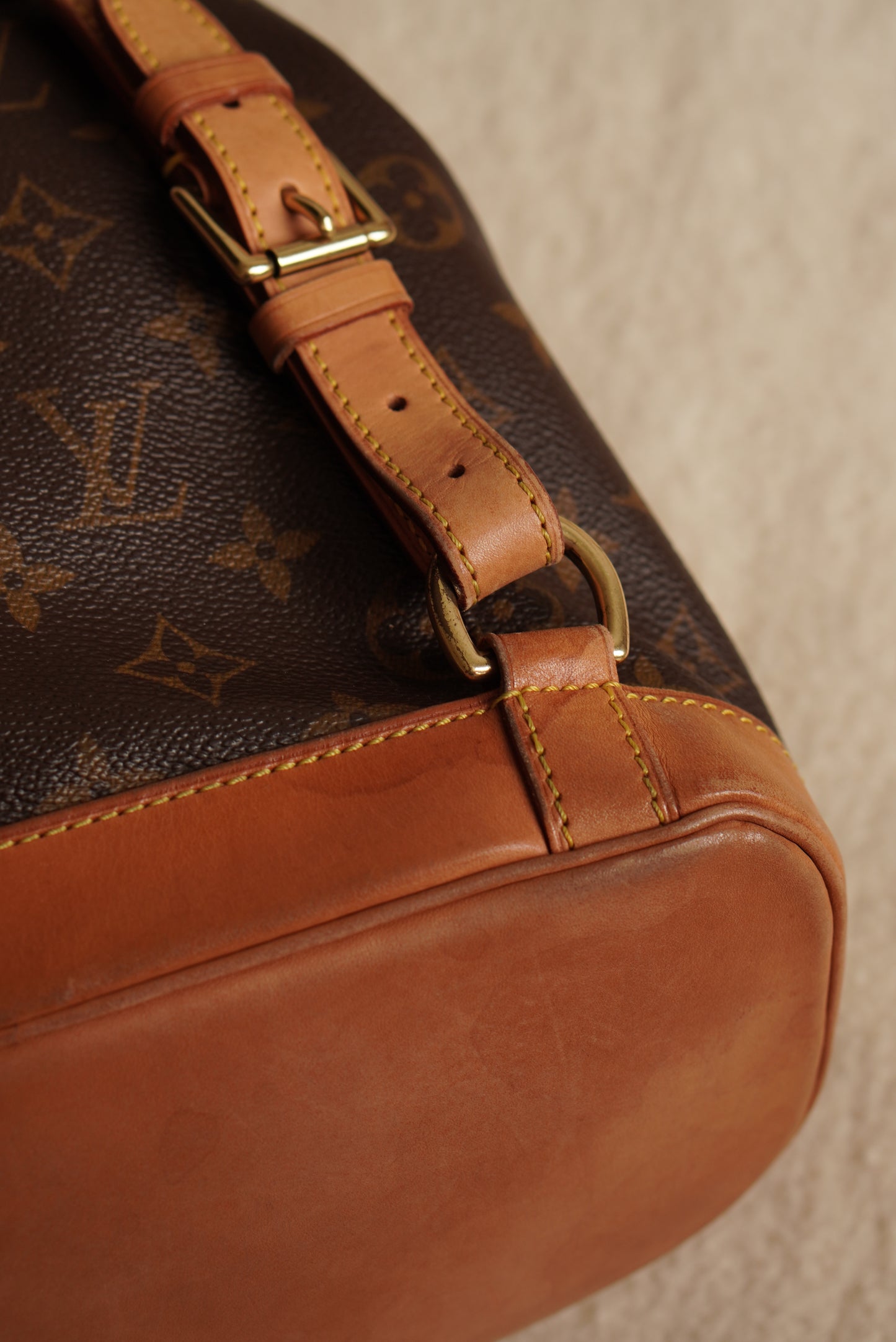 LOUIS VUITTON MONTSOURIS MM