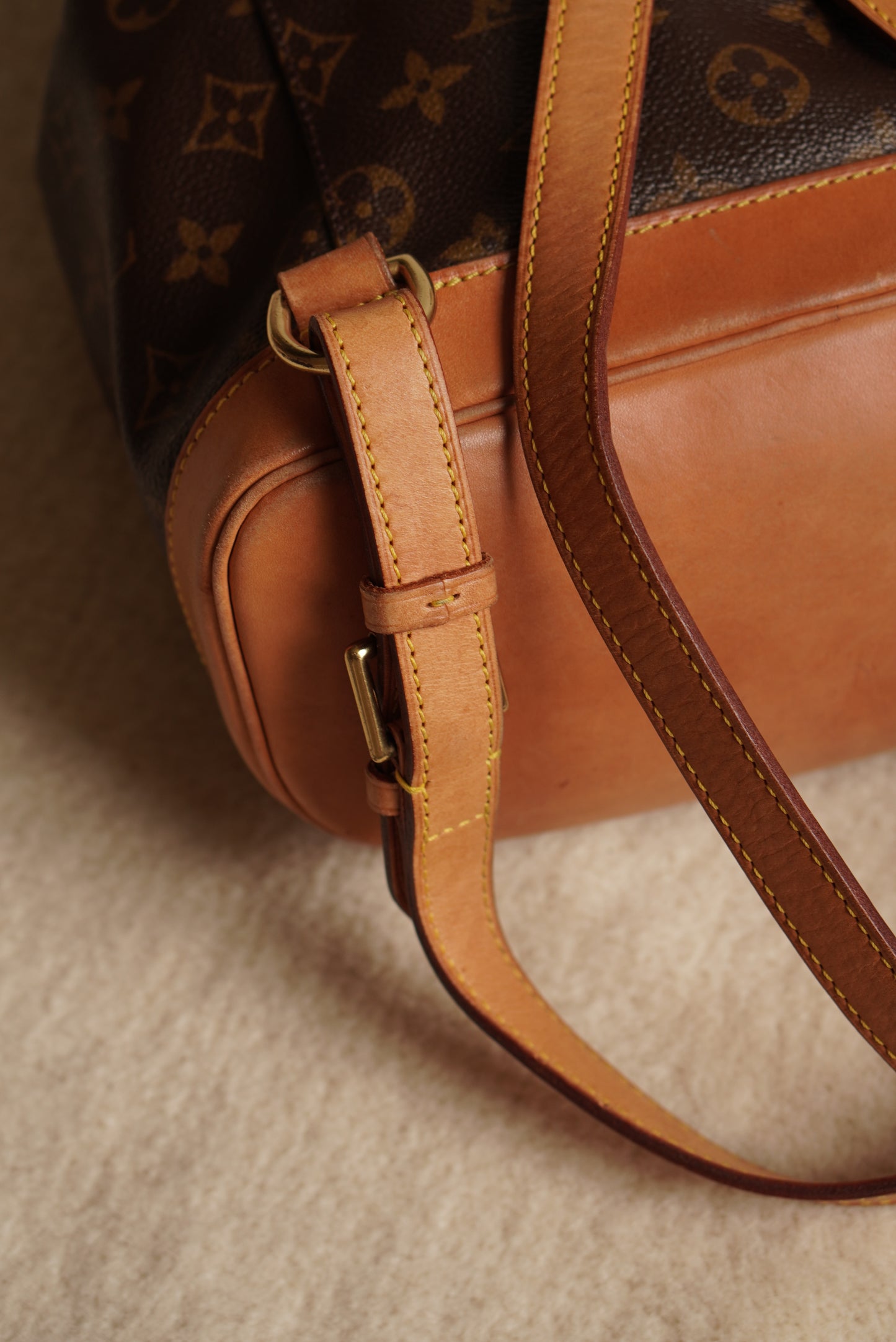LOUIS VUITTON MONTSOURIS MM
