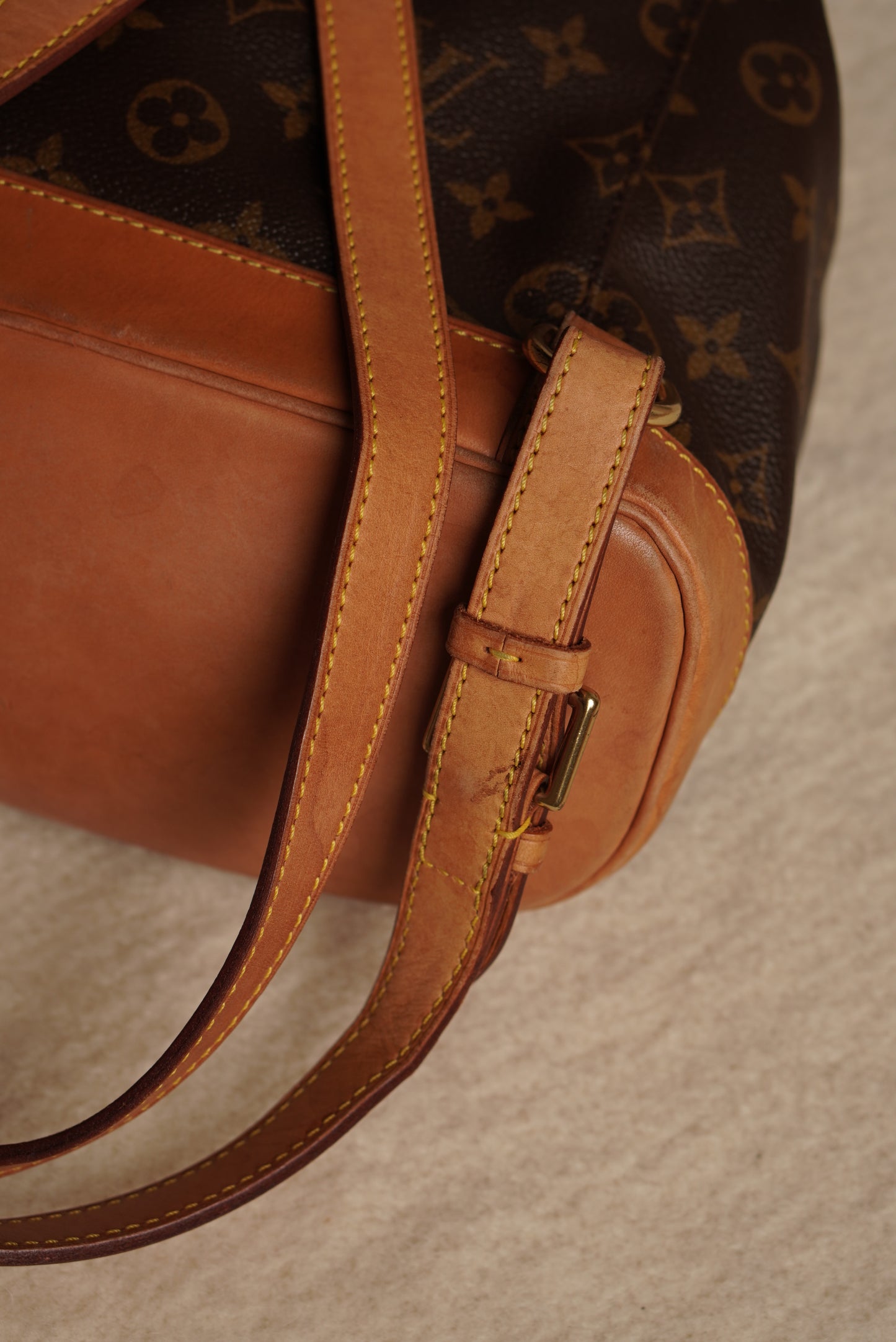 LOUIS VUITTON MONTSOURIS MM