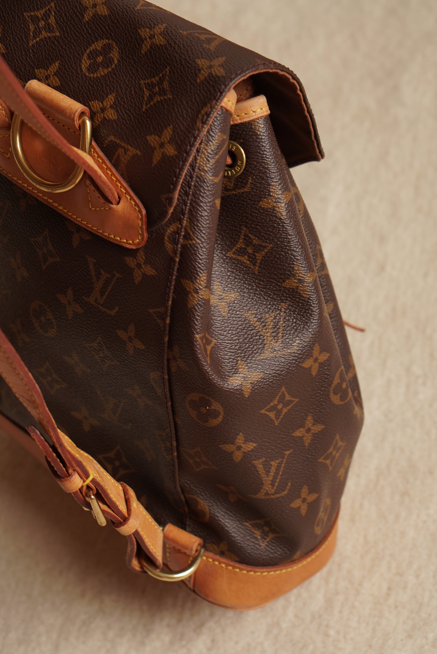 LOUIS VUITTON MONTSOURIS MM