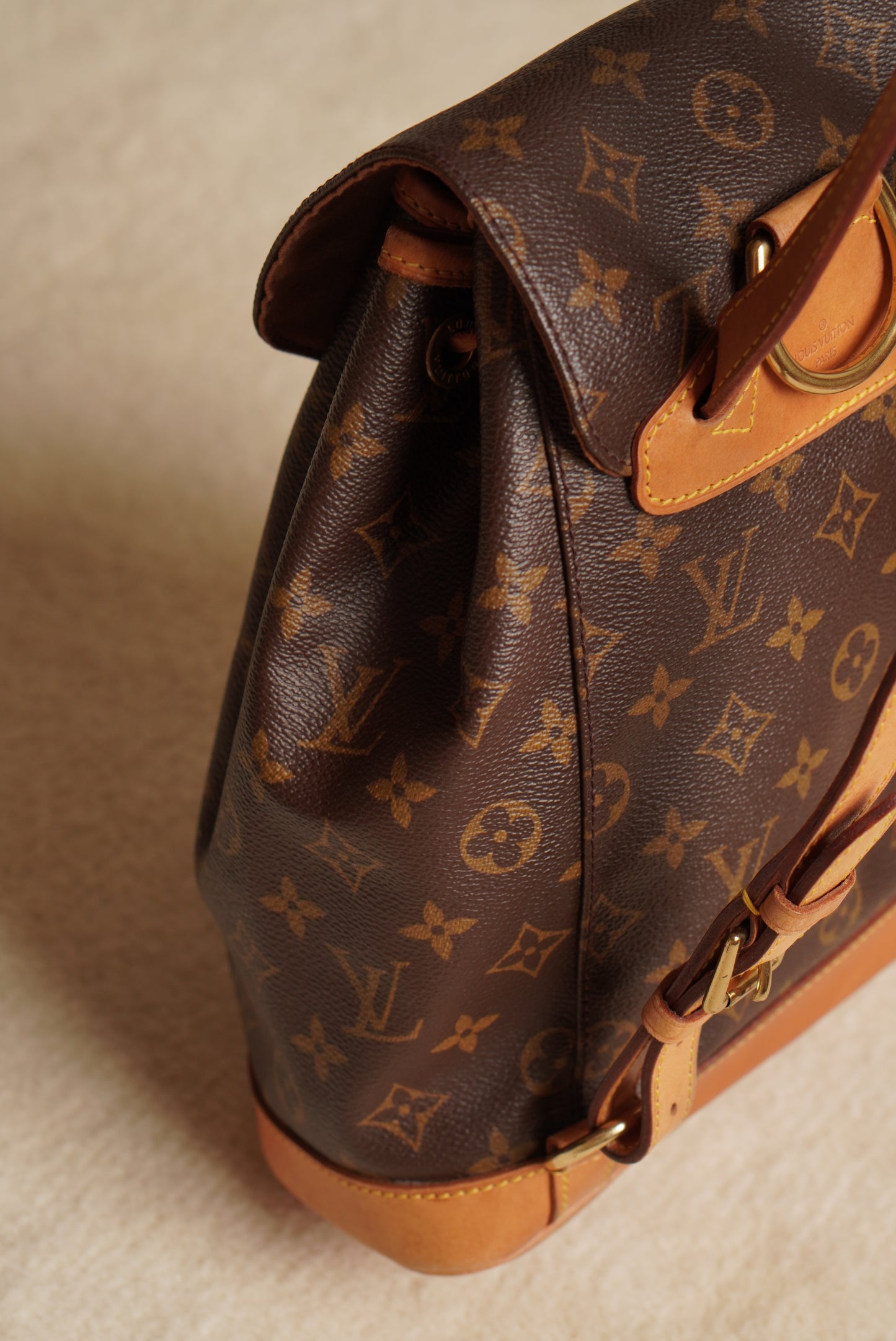LOUIS VUITTON MONTSOURIS MM