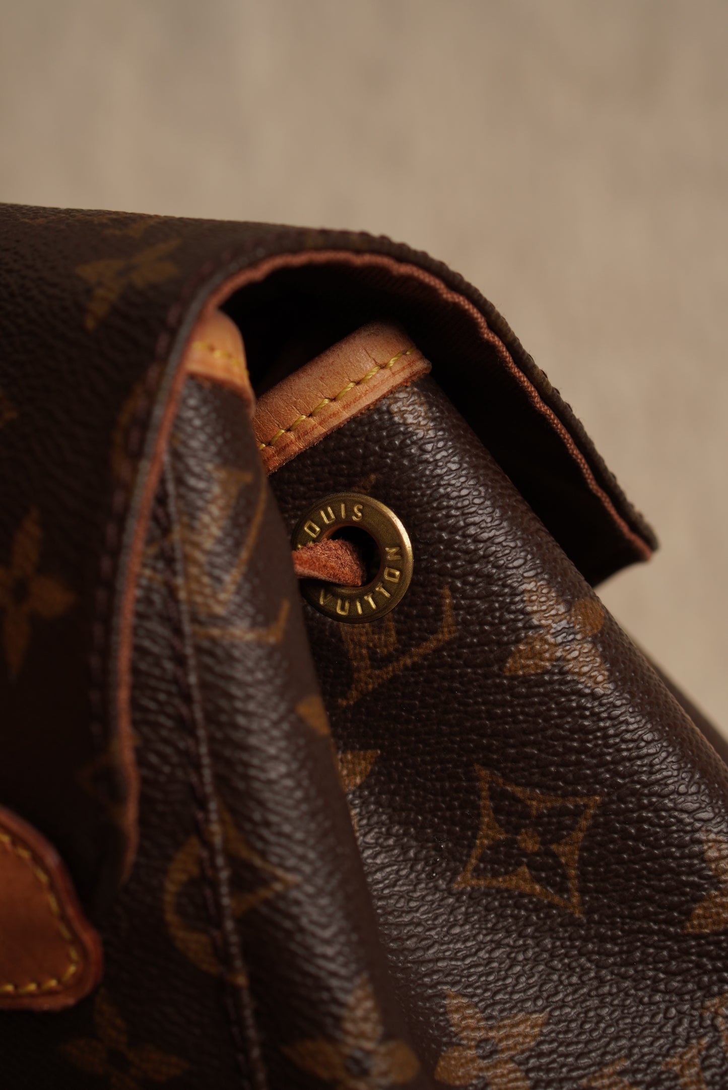 LOUIS VUITTON MONTSOURIS MM