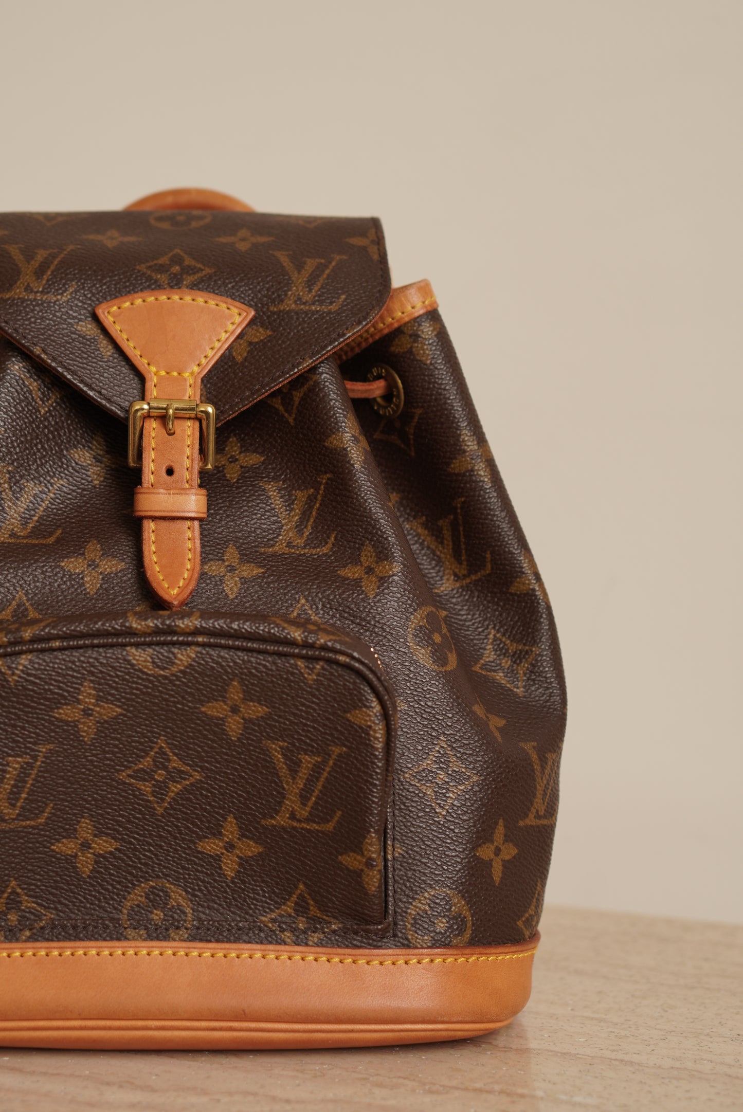 LOUIS VUITTON MONTSOURIS PM