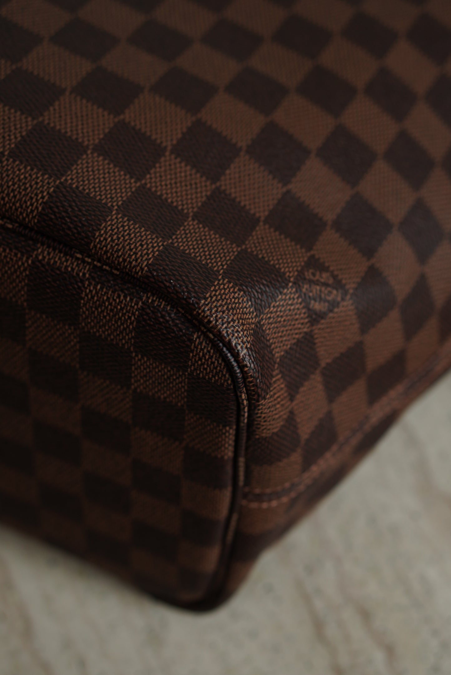 LOUIS VUITTON NEVERFULL MM