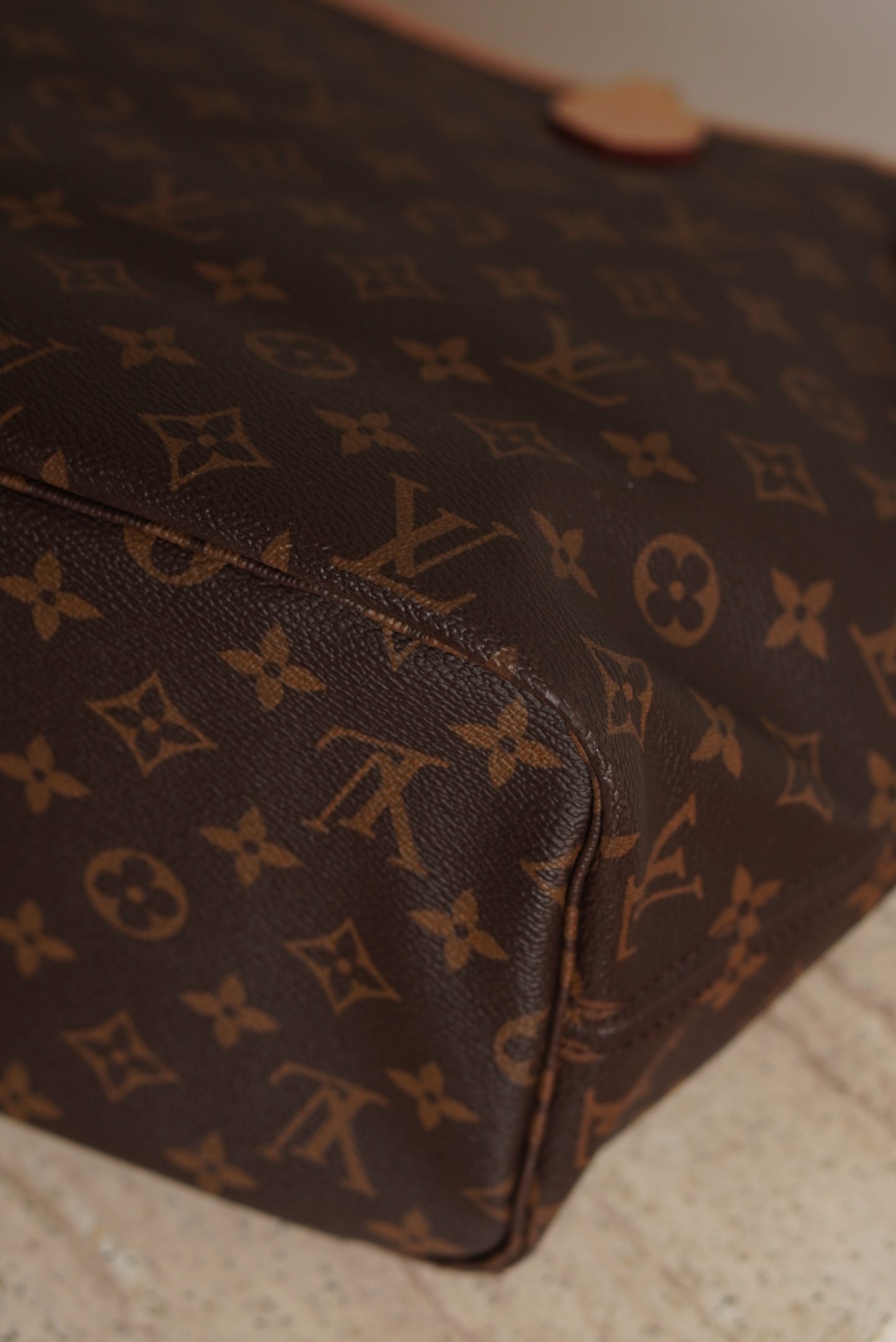 LOUIS VUITTON NEVERFULL MM