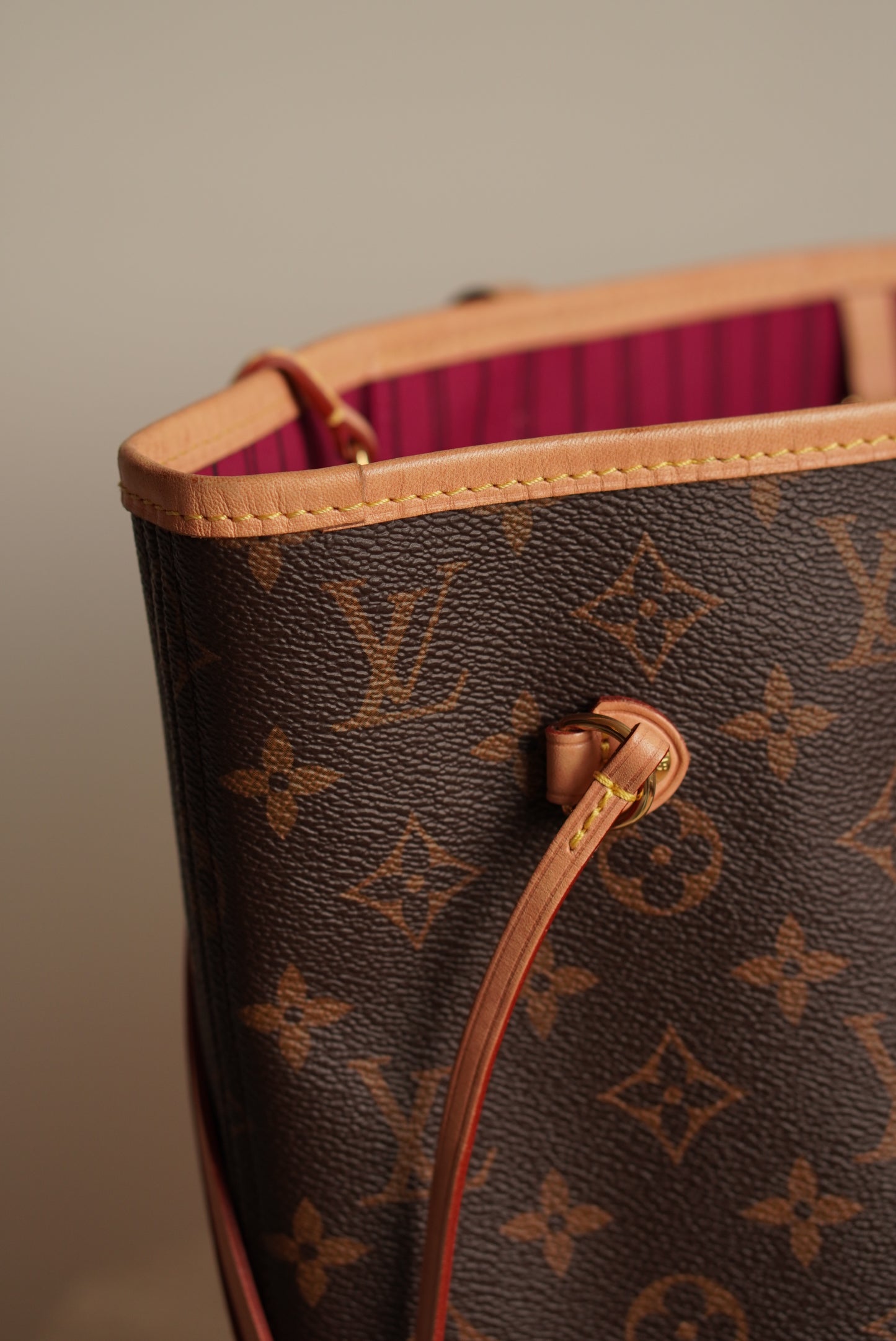 LOUIS VUITTON NEVERFULL MM