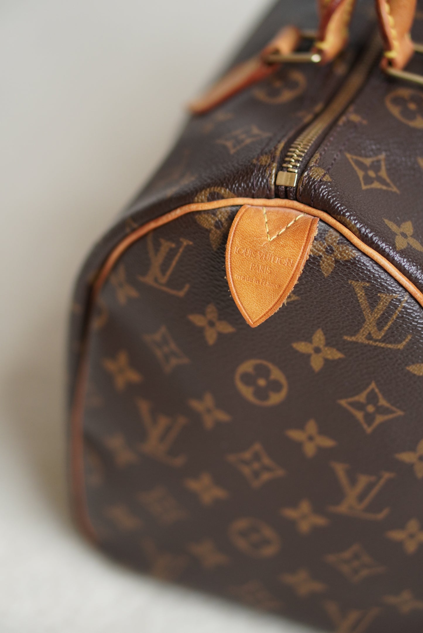 LOUIS VUITTON SPEEDY 30
