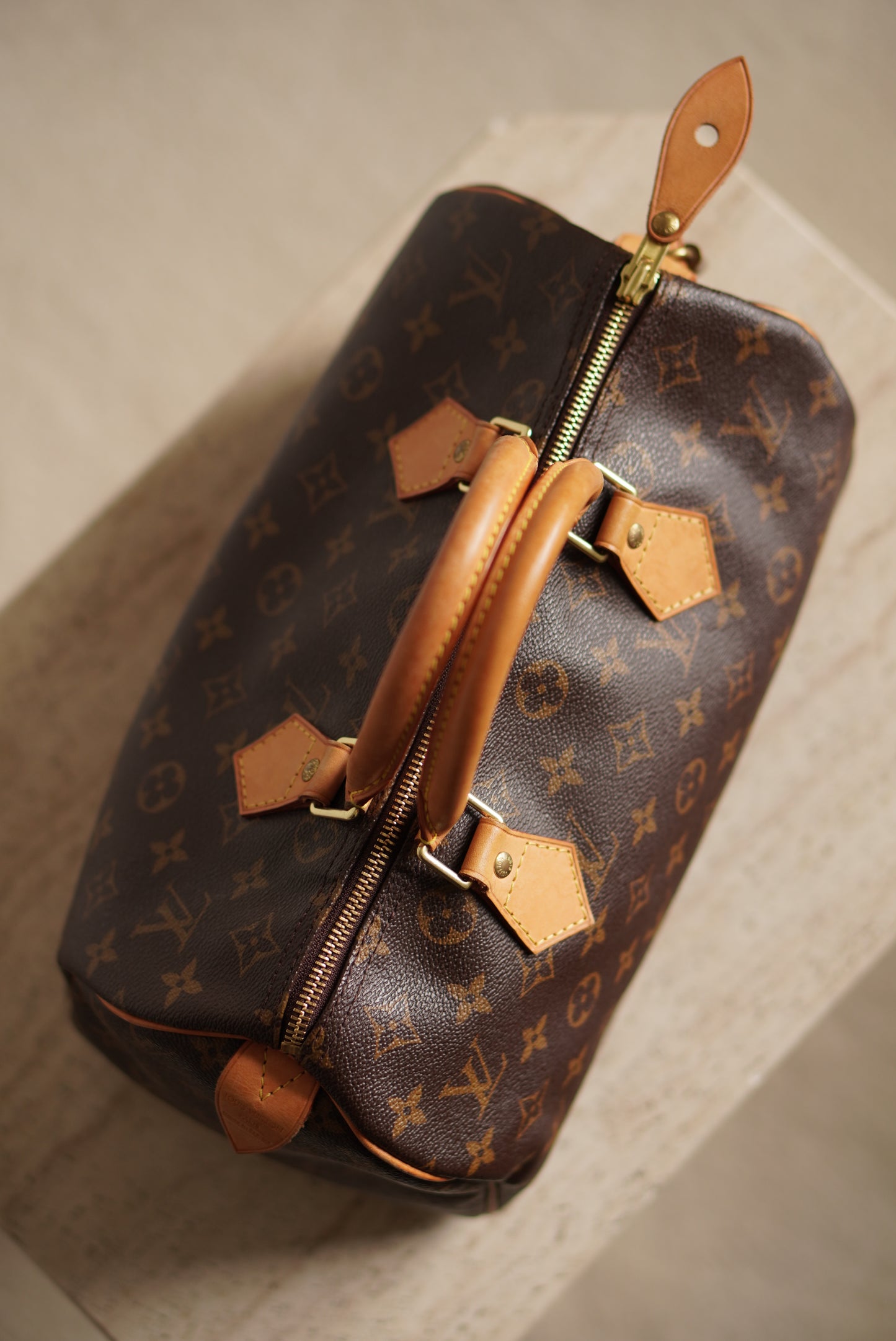 LOUIS VUITTON SPEEDY 30