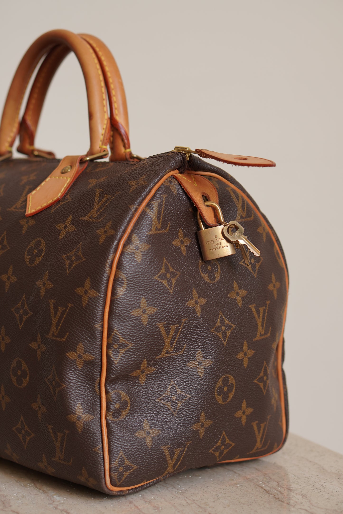 LOUIS VUITTON SPEEDY 30