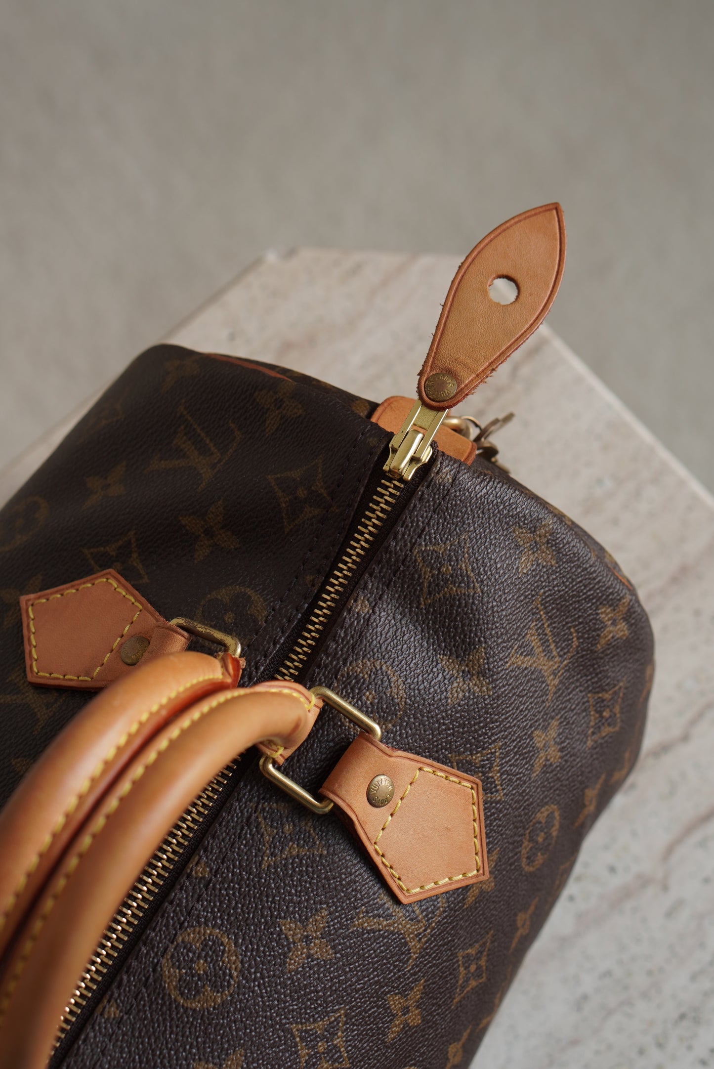 LOUIS VUITTON SPEEDY 30