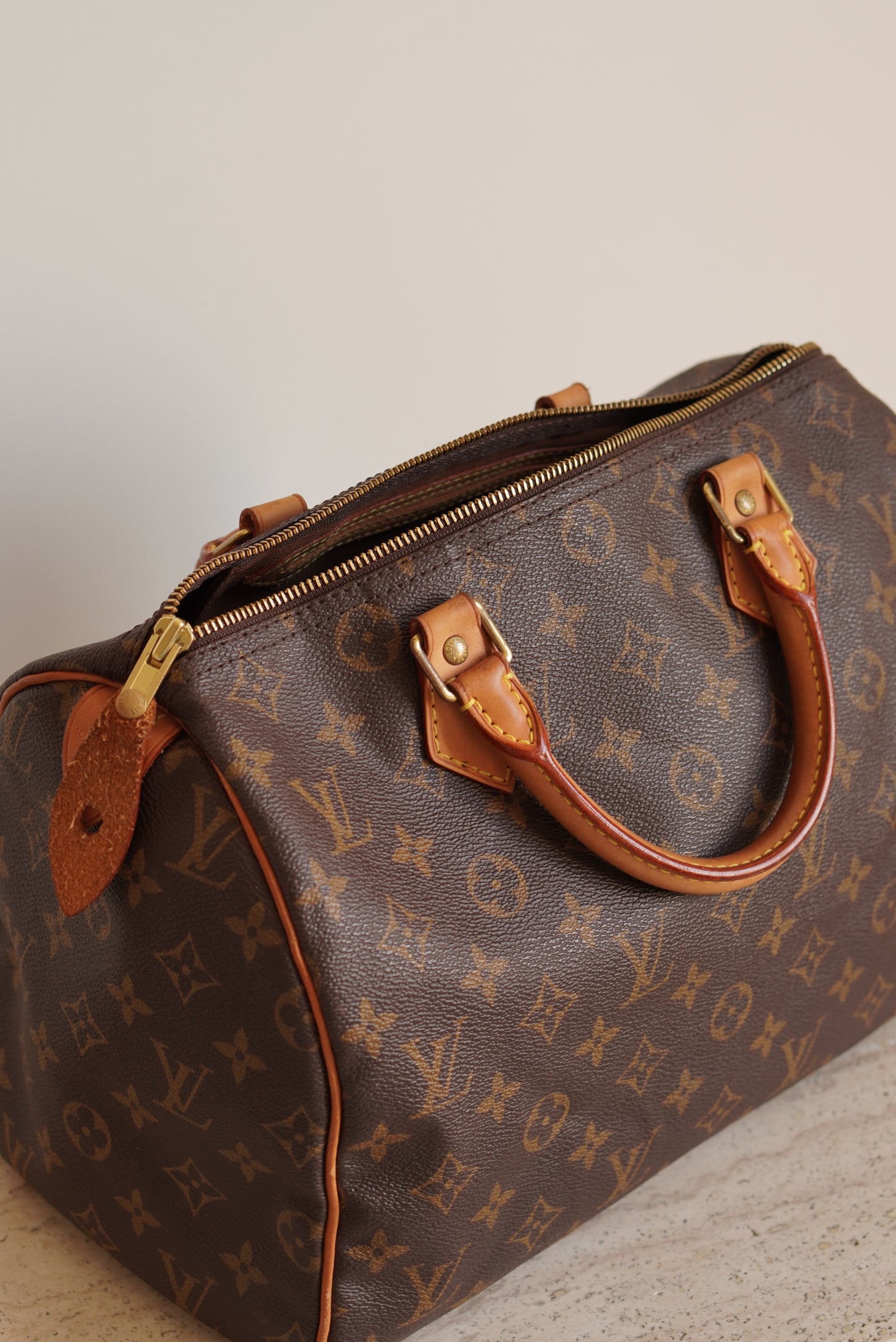 LOUIS VUITTON SPEEDY 30