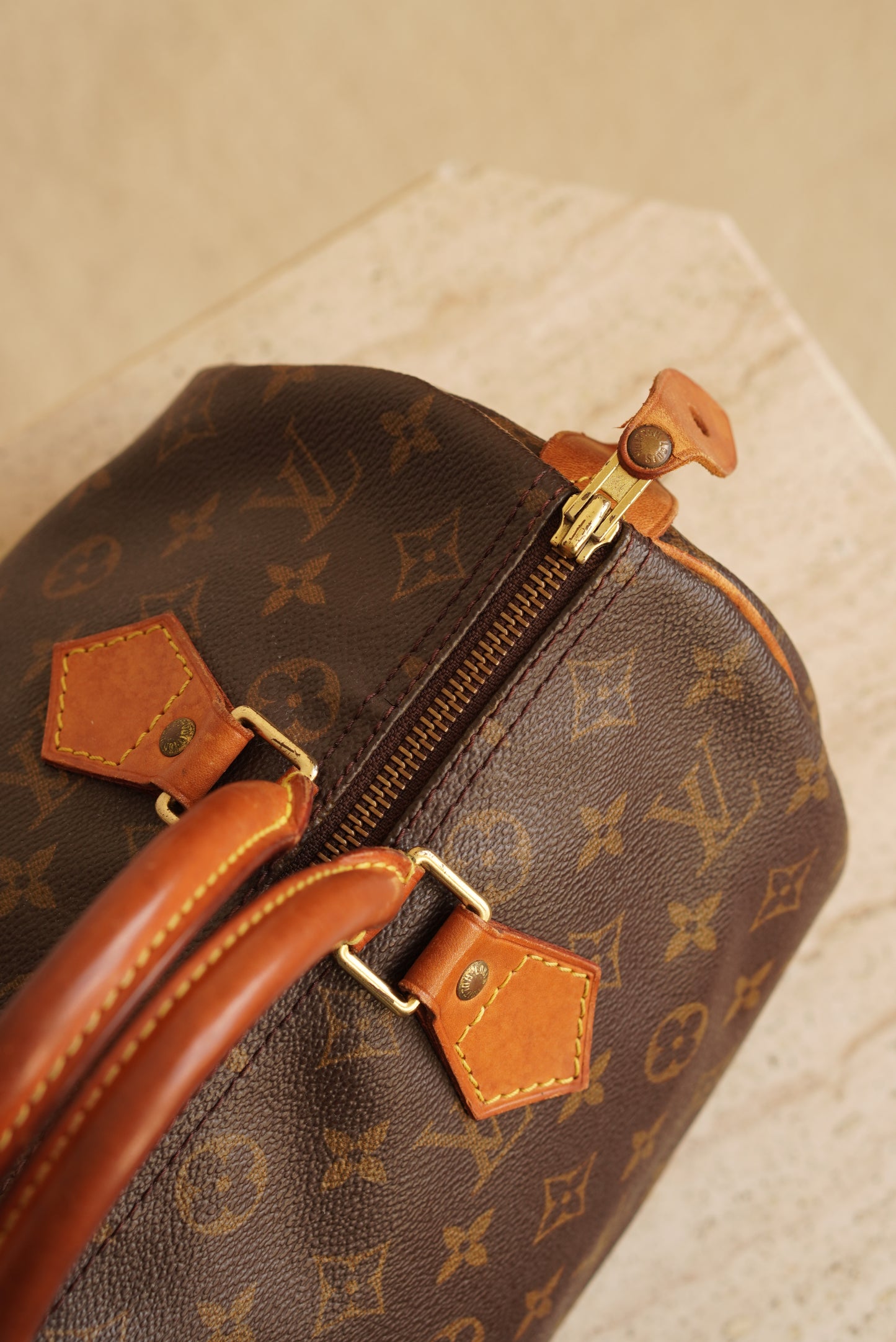 LOUIS VUITTON SPEEDY 30