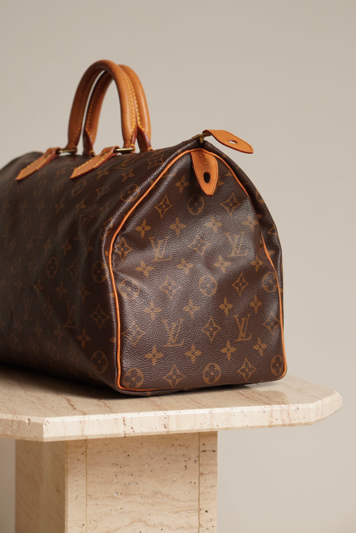 LOUIS VUITTON SPEEDY 35