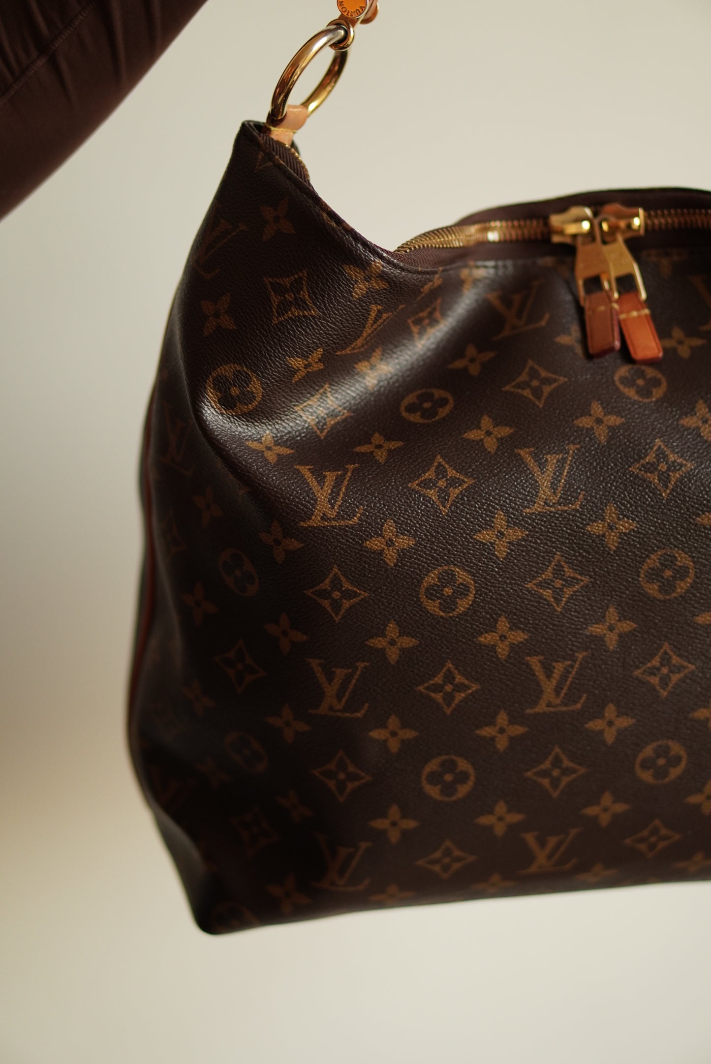 LOUIS VUITTON SULLY MM