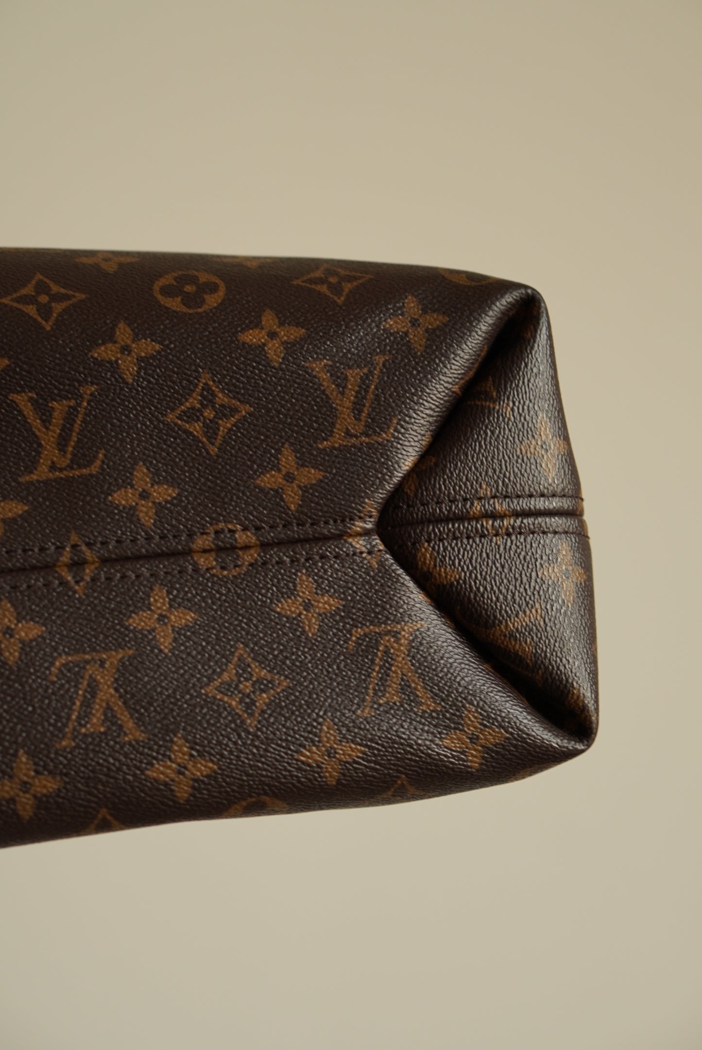 LOUIS VUITTON SULLY MM